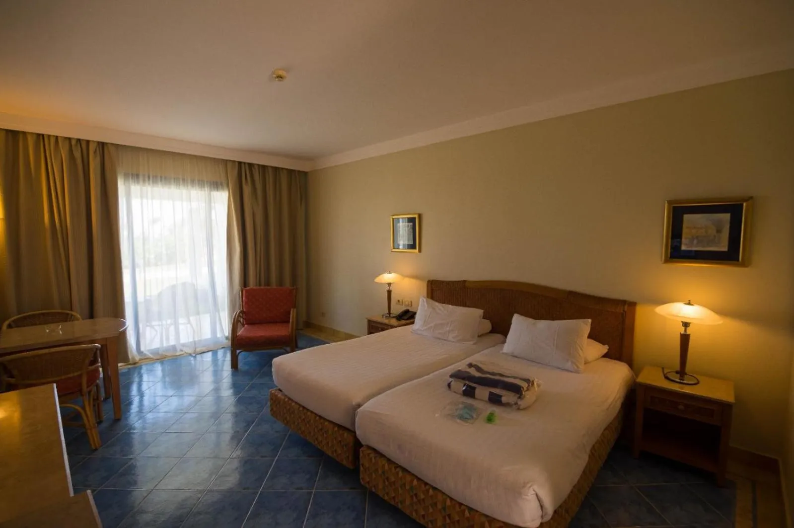 Bed in Ecotel Dahab Bay View Resort