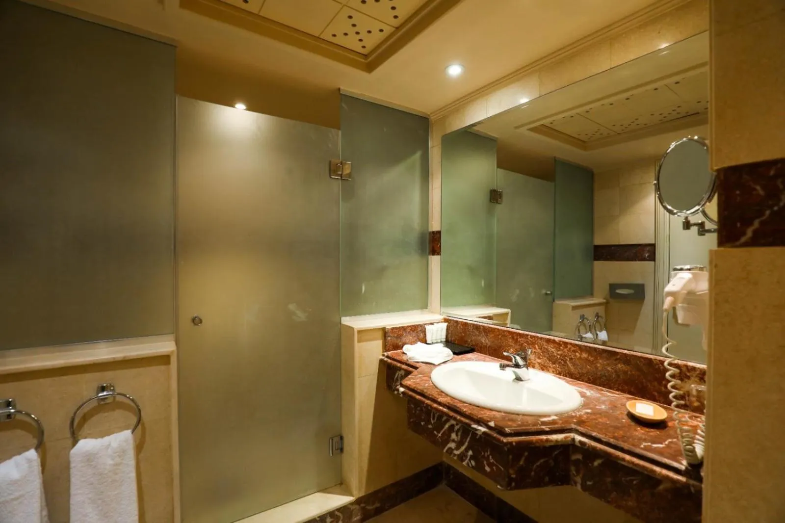 Bathroom in Ecotel Dahab Bay View Resort