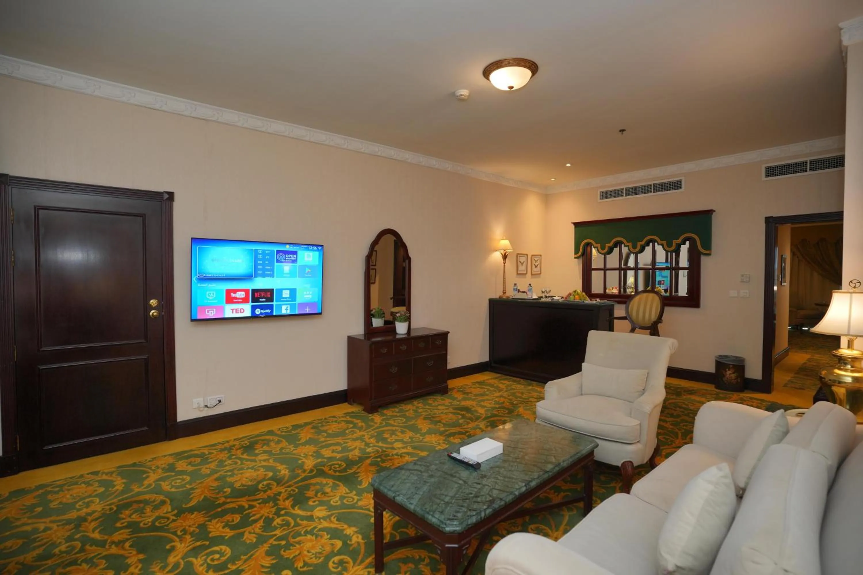 Living room, Bed in Habitat Hotel All Suites - Jeddah