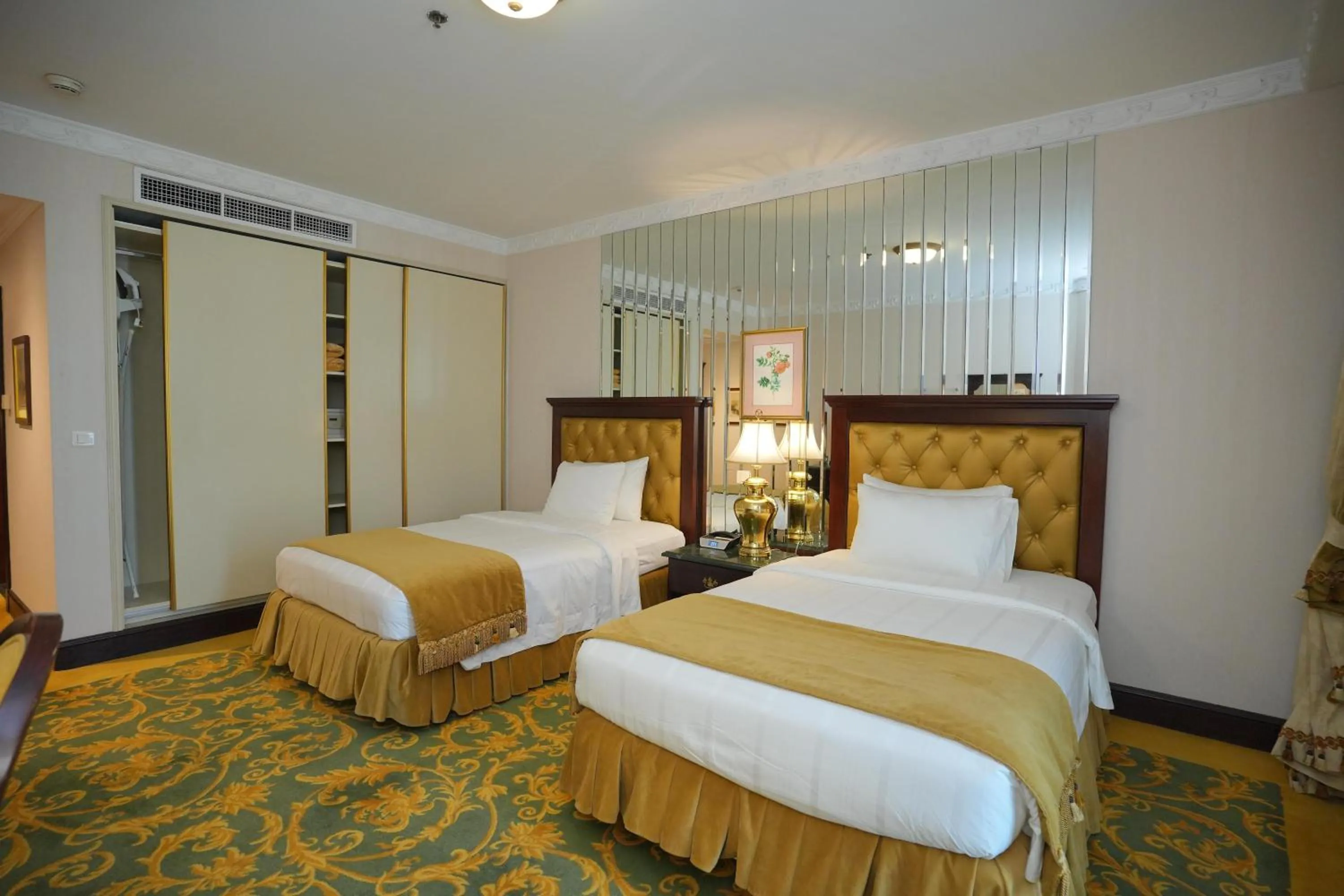 Bedroom, Bed in Habitat Hotel All Suites - Jeddah