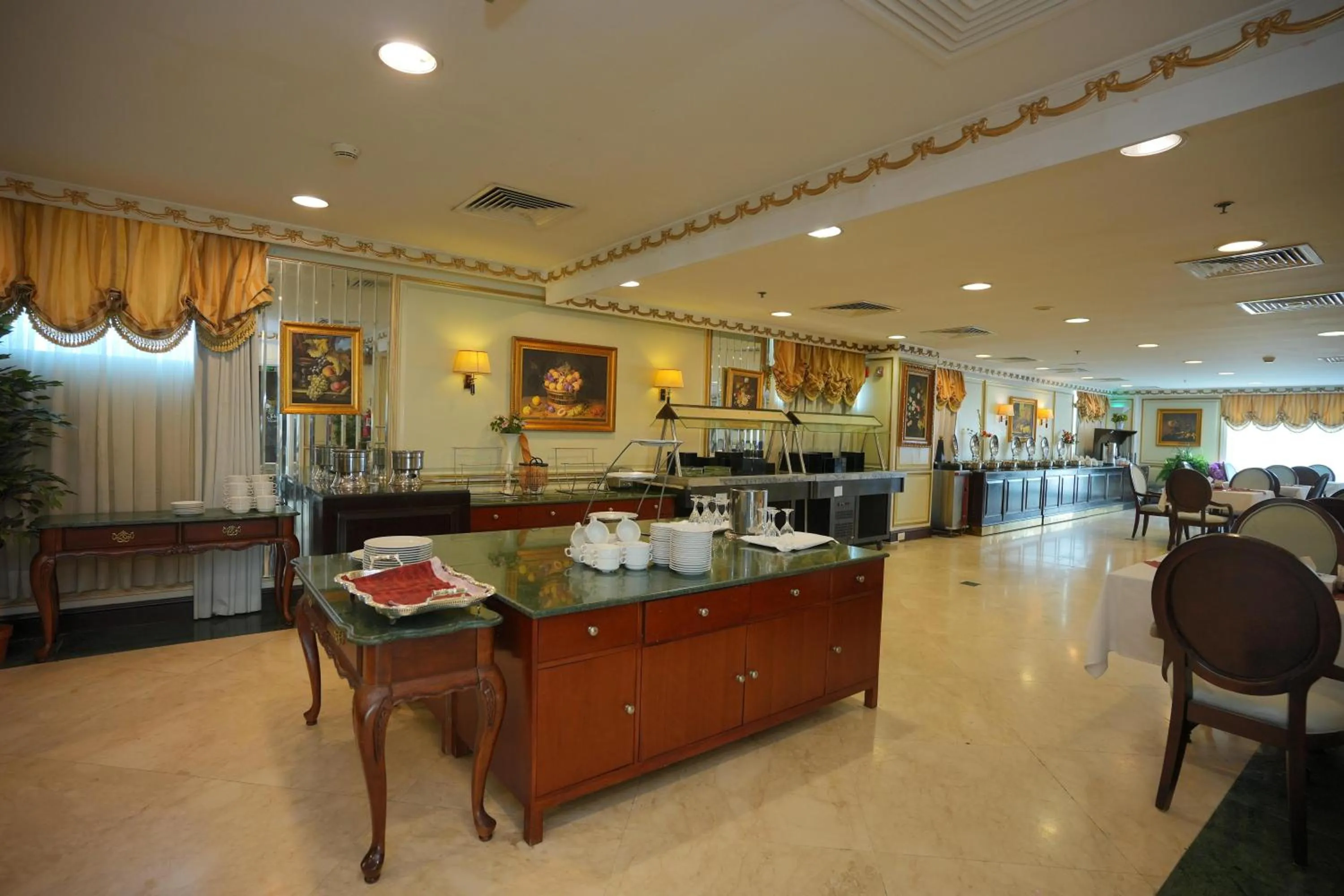 Restaurant/places to eat in Habitat Hotel All Suites - Jeddah