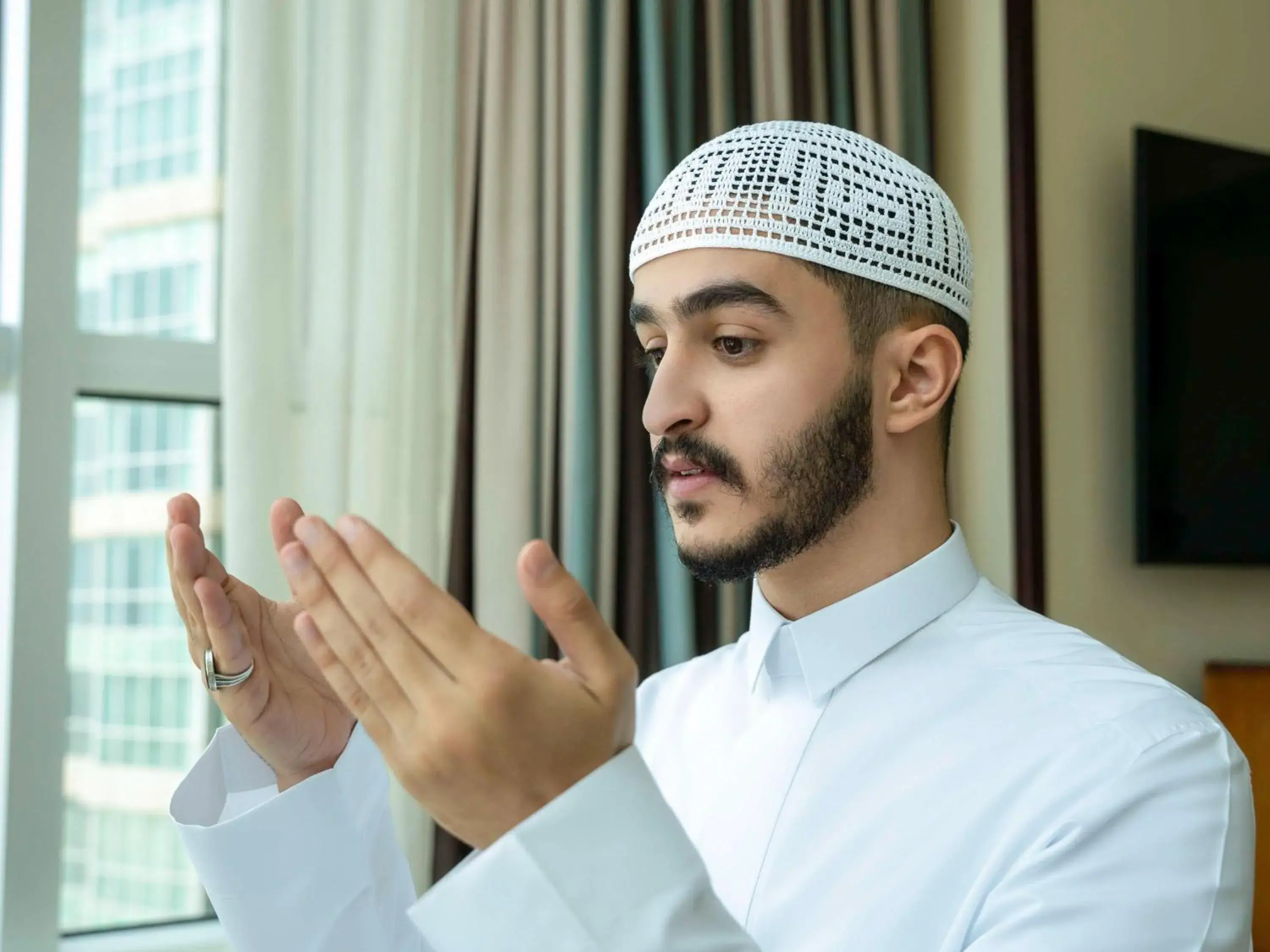 Classic King Room with Part Kaaba View in Movenpick Makkah Hajar Tower Classic King Room with Part Kaaba View in Movenpick Makkah Hajar Tower