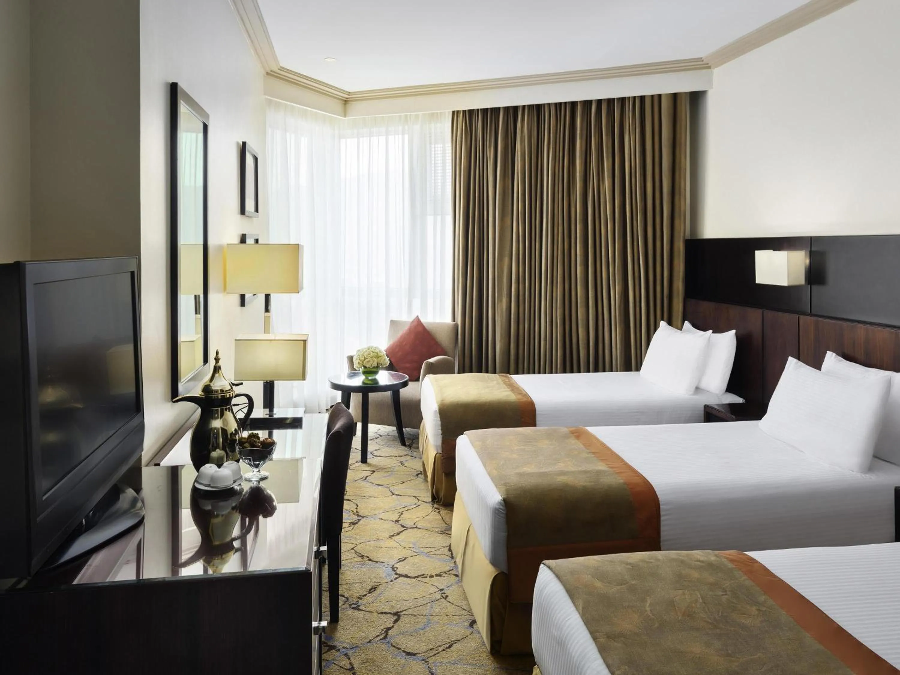 Bedroom, Bed in Movenpick Hotel & Residences Hajar Tower Makkah