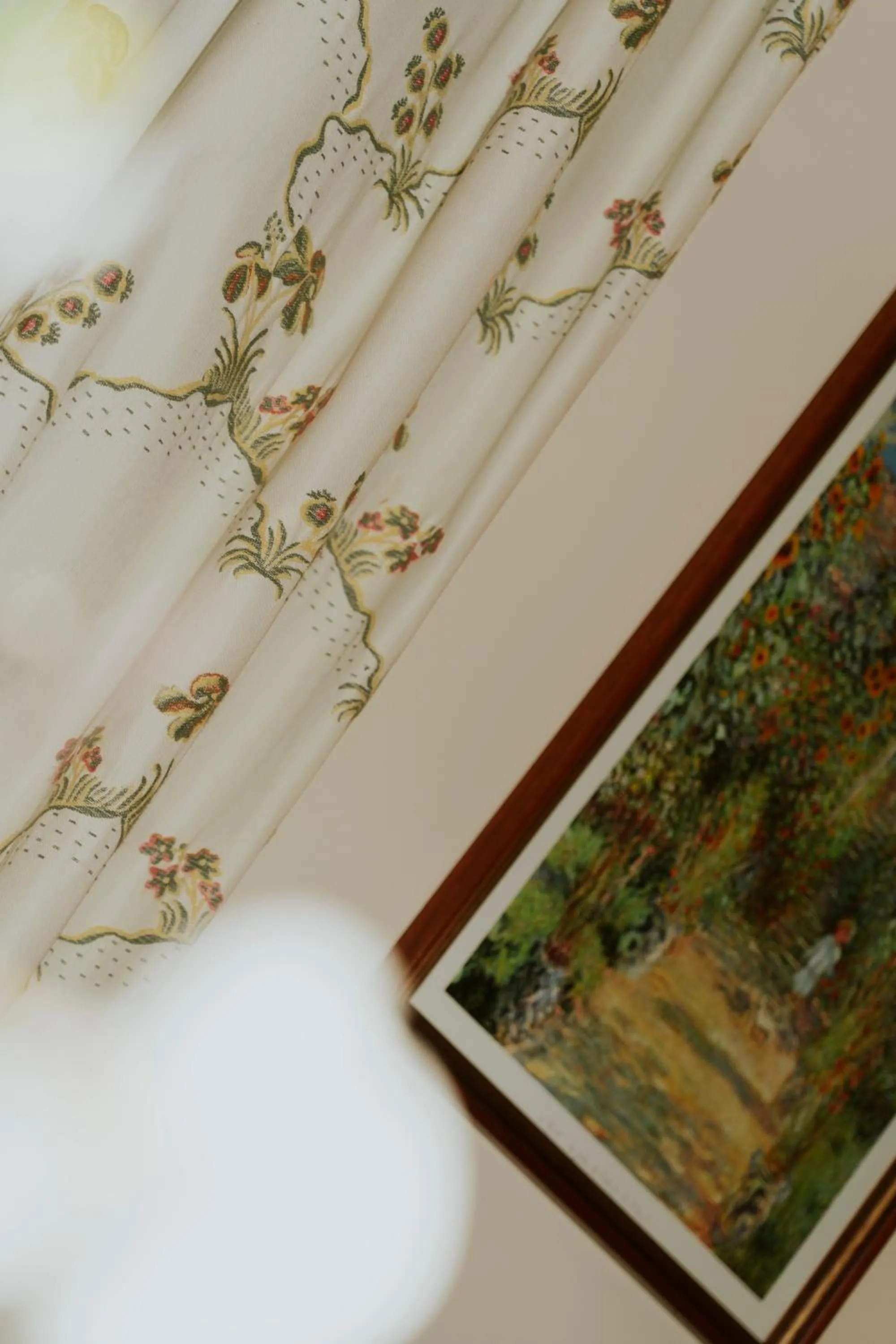 Decorative detail in Le Cedrus Hotel