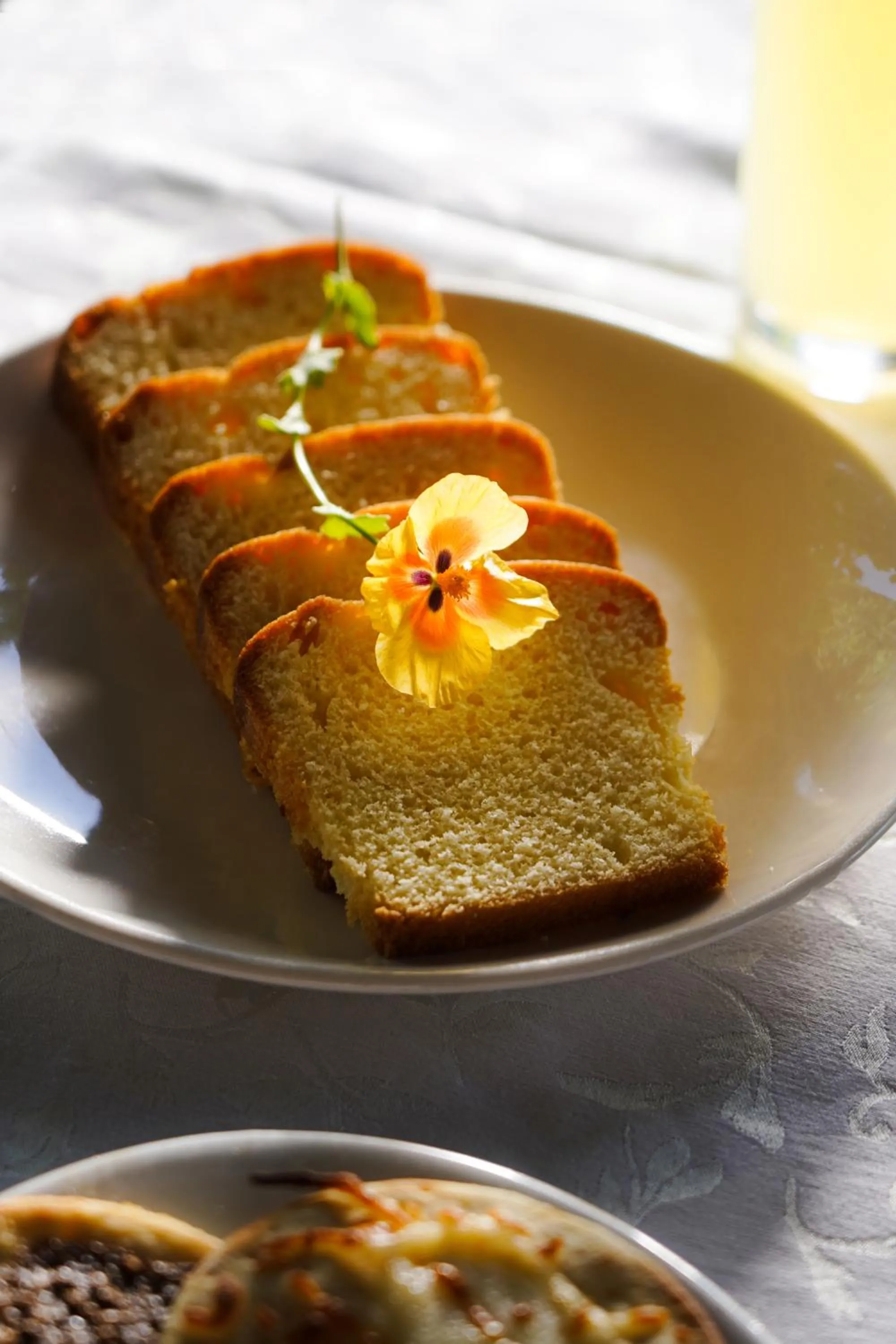 Restaurant/places to eat in Le Cedrus Hotel