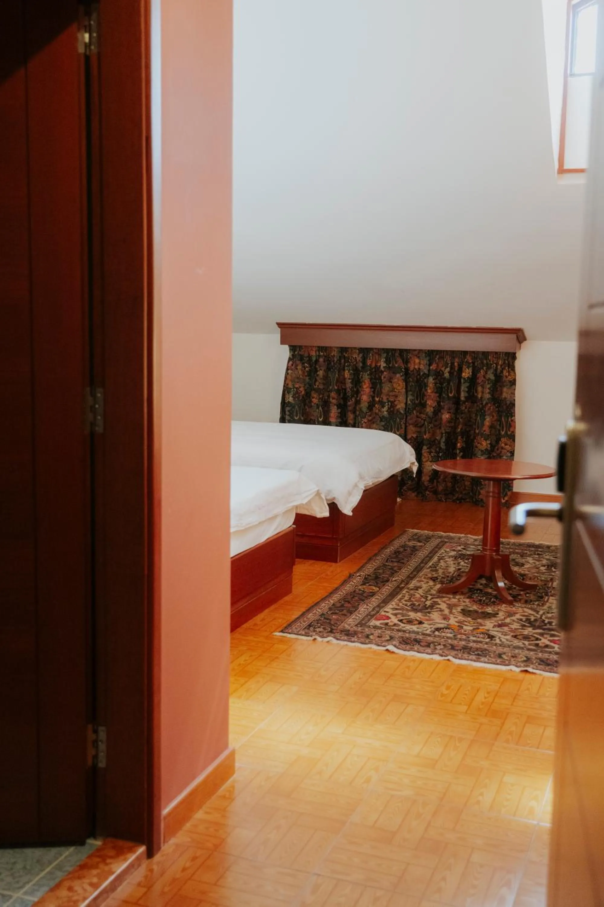 Photo of the whole room, Bed in Le Cedrus Hotel