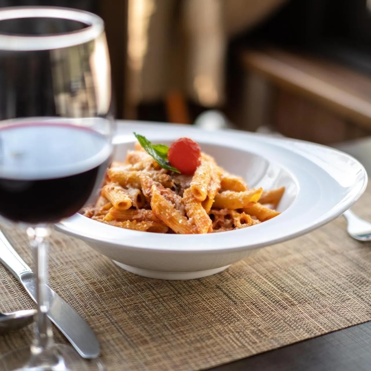 Restaurant/places to eat in Le Cedrus Hotel