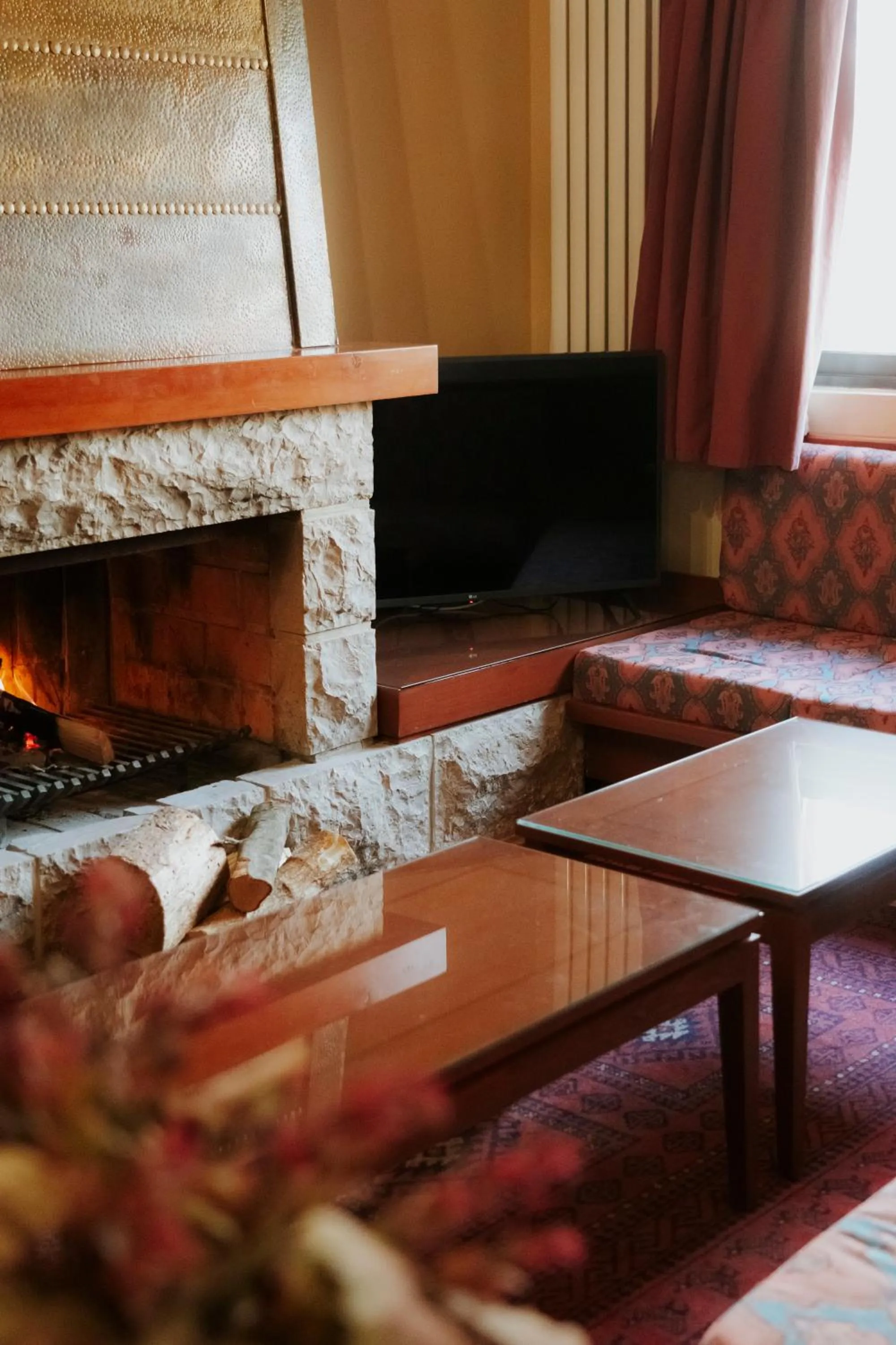 Kitchen or kitchenette in Le Cedrus Hotel