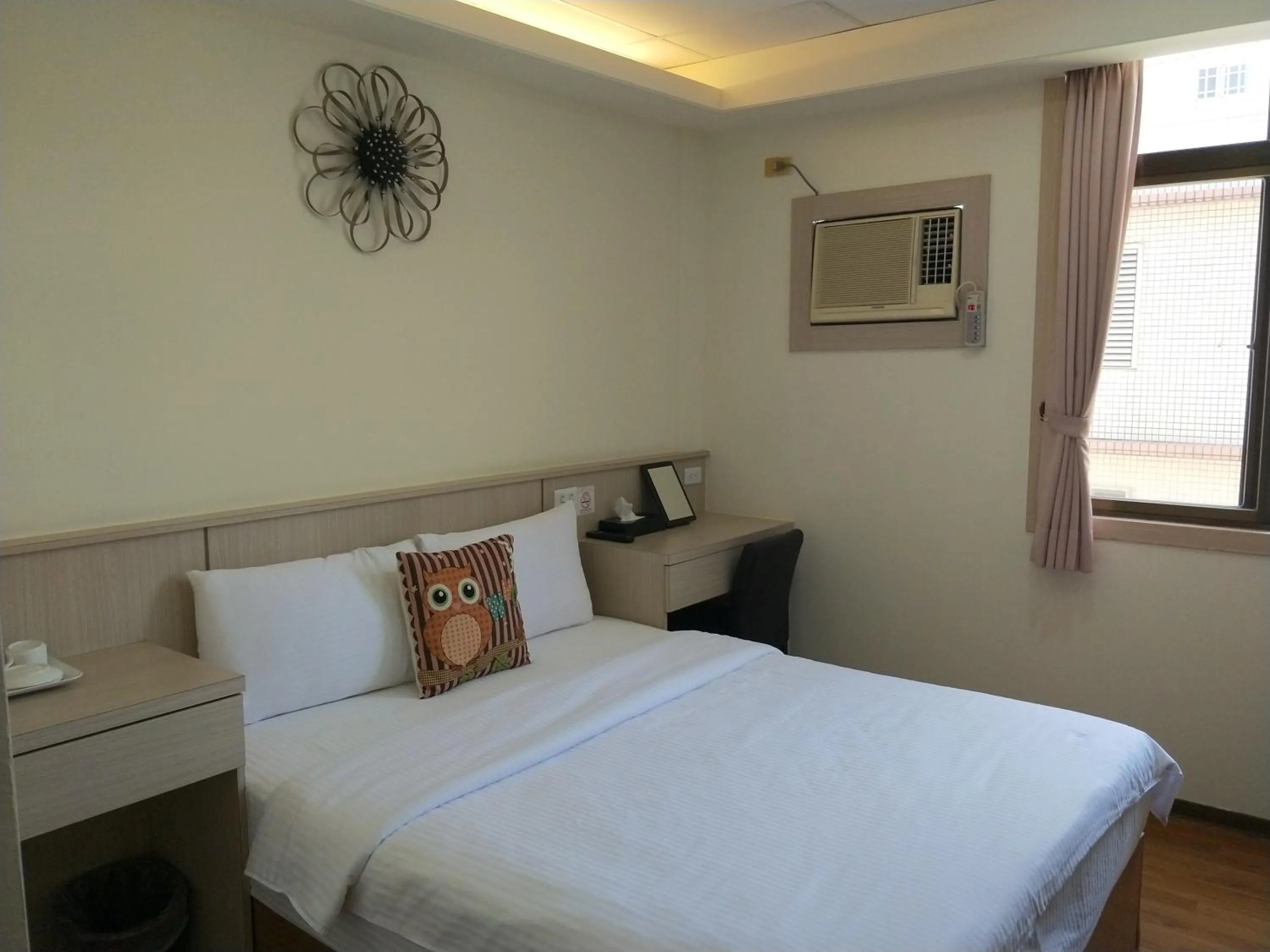 Bed in Oriental Hotel