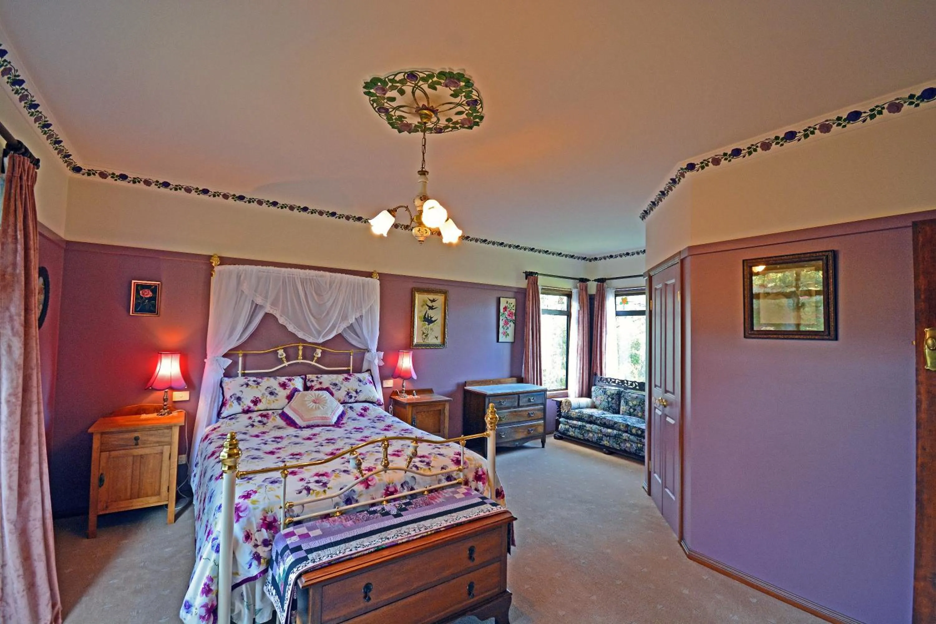 Bedroom, Bed in Araluen Park Cottages