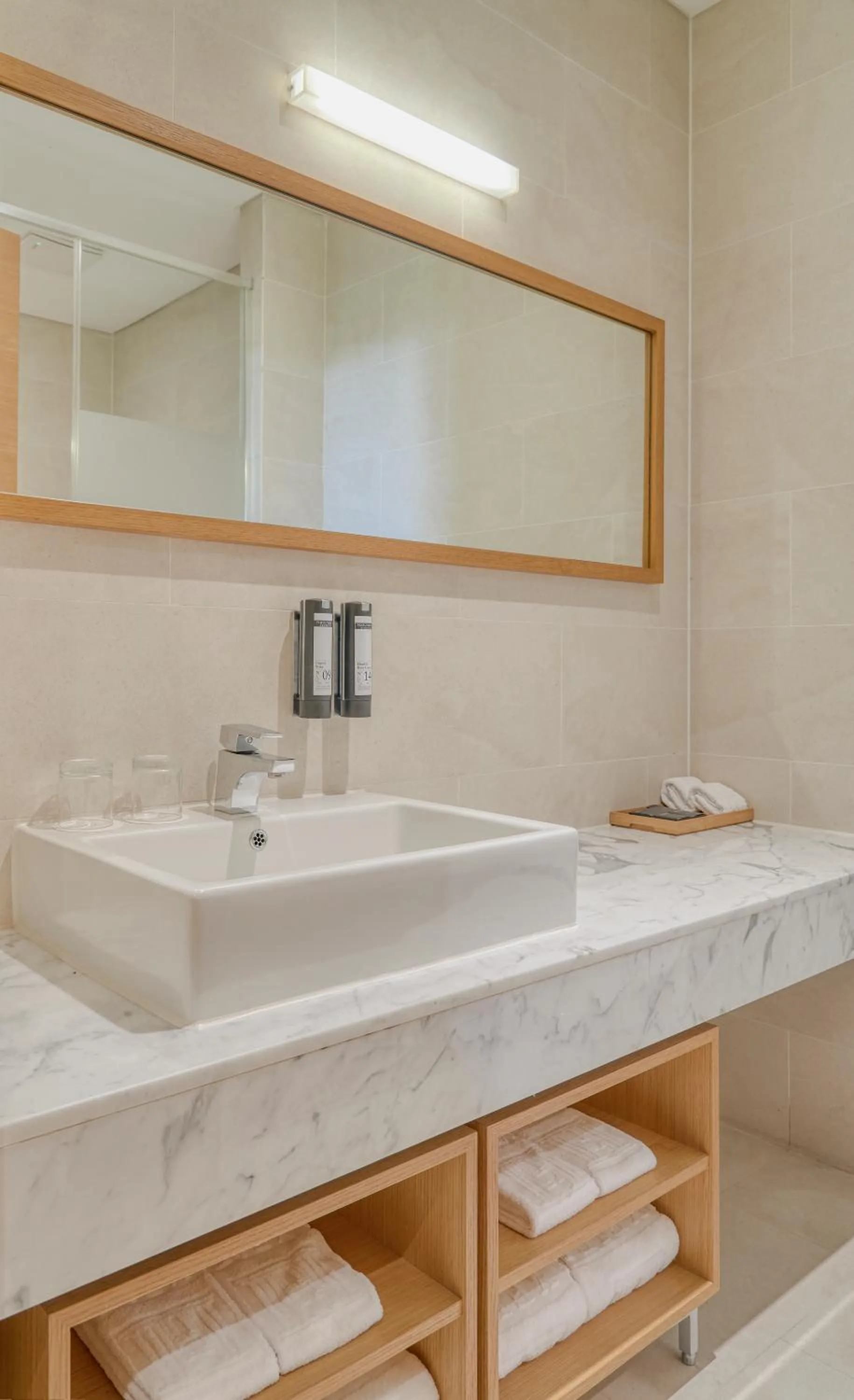 Photo of the whole room in Mayfield Hotel Seoul