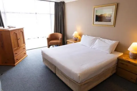 The Man from Snowy River Hotel