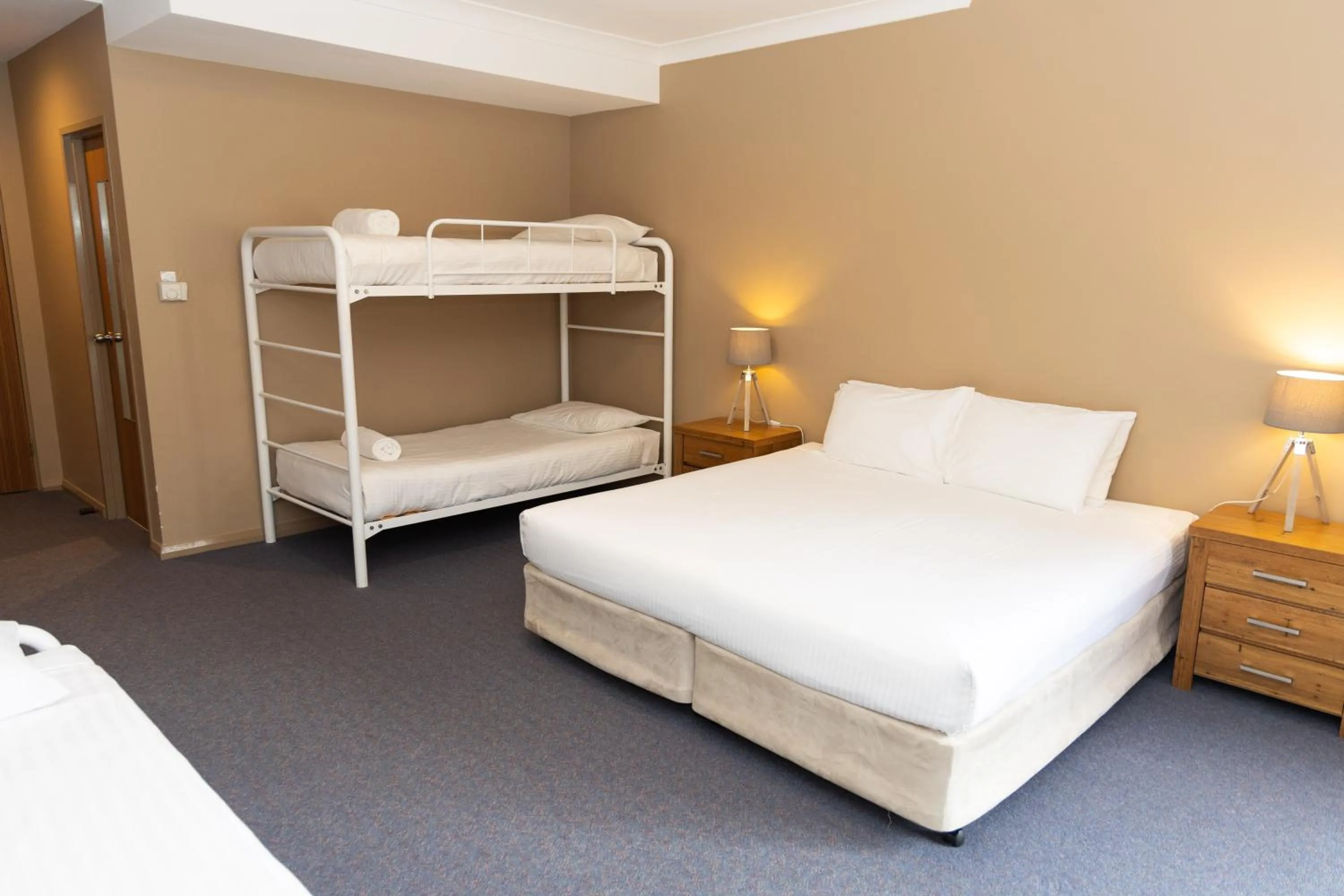 The Man from Snowy River Hotel