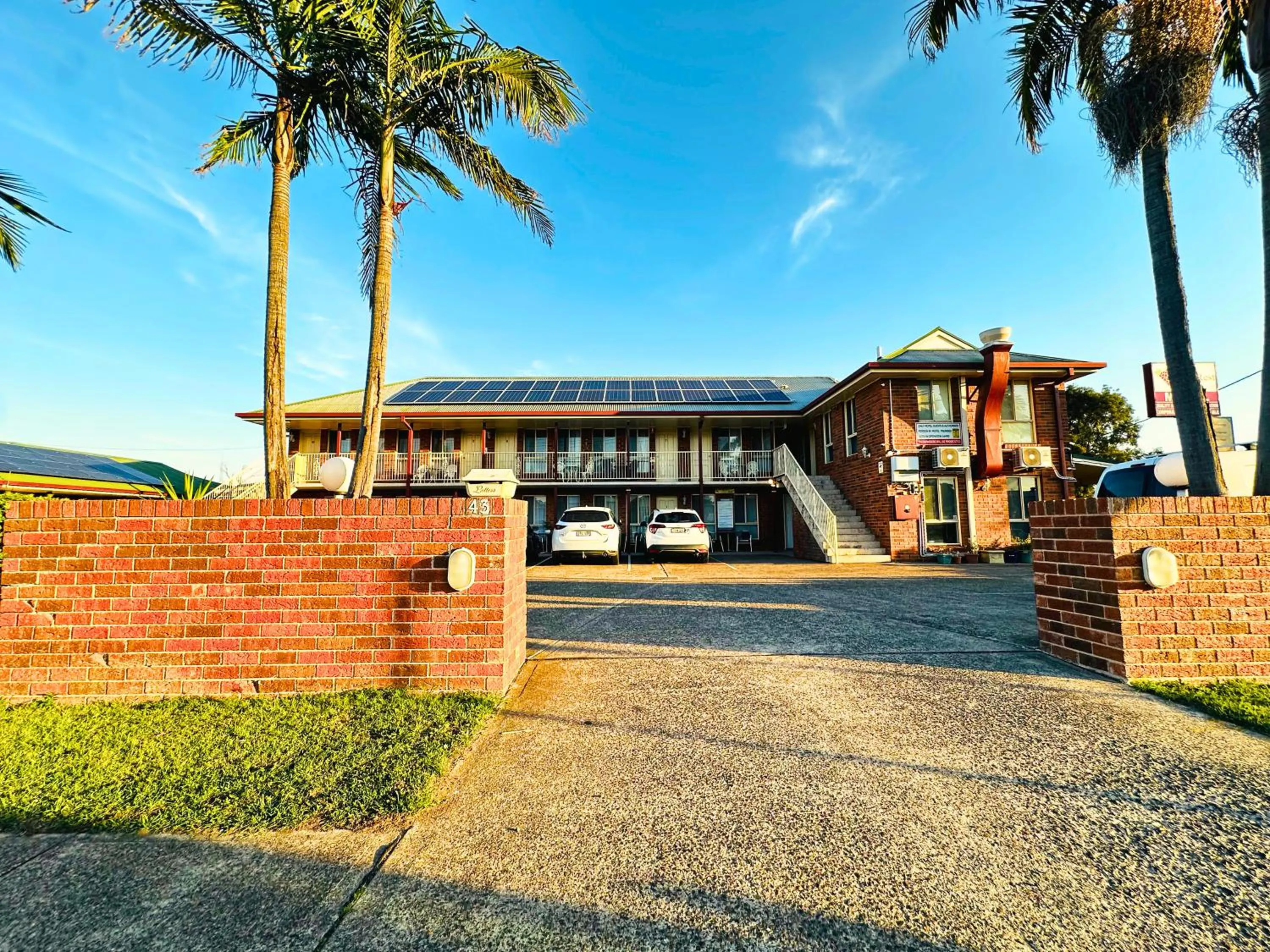 Property building in Aussie Rest Motel