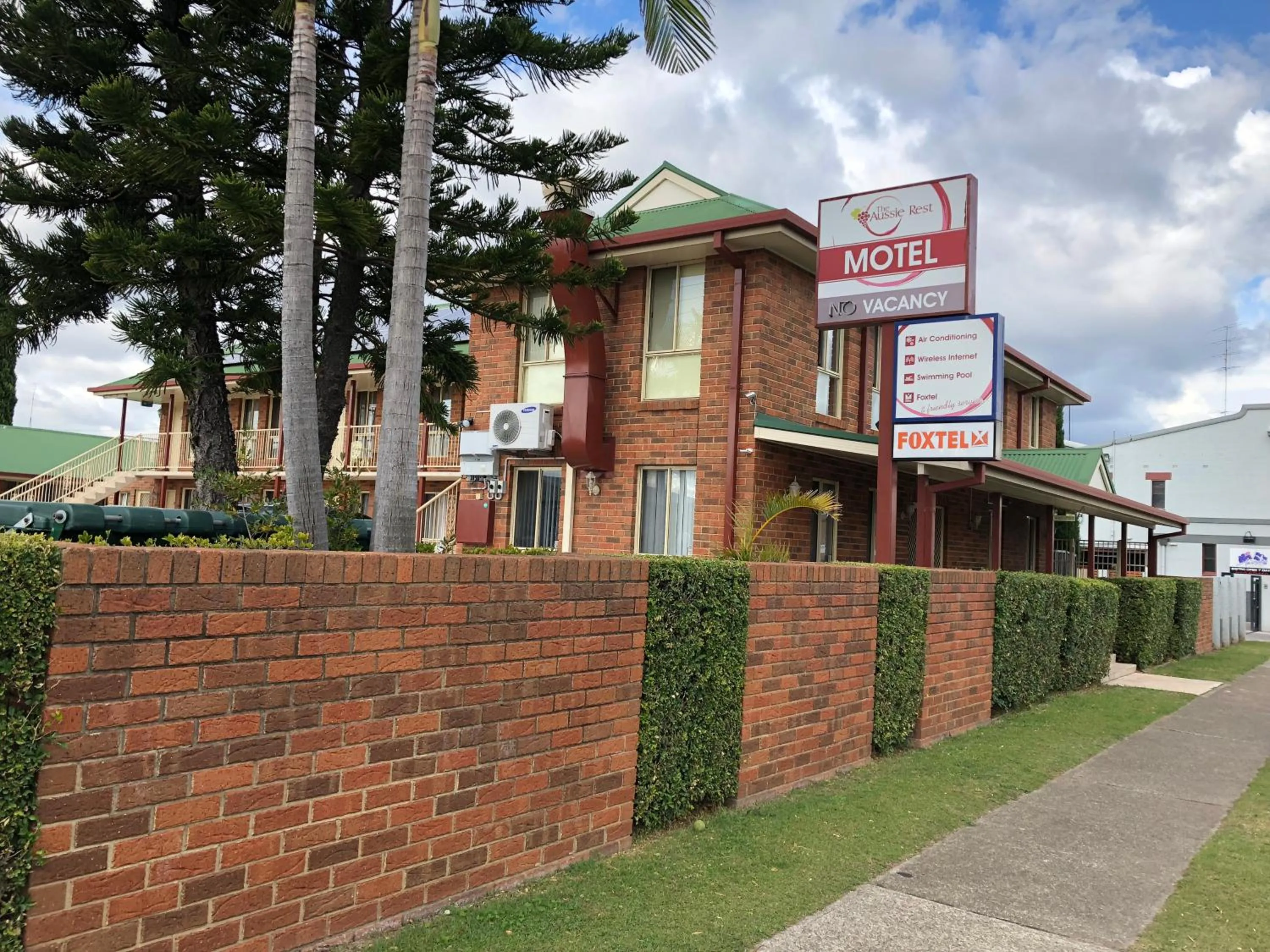 Street view in Aussie Rest Motel