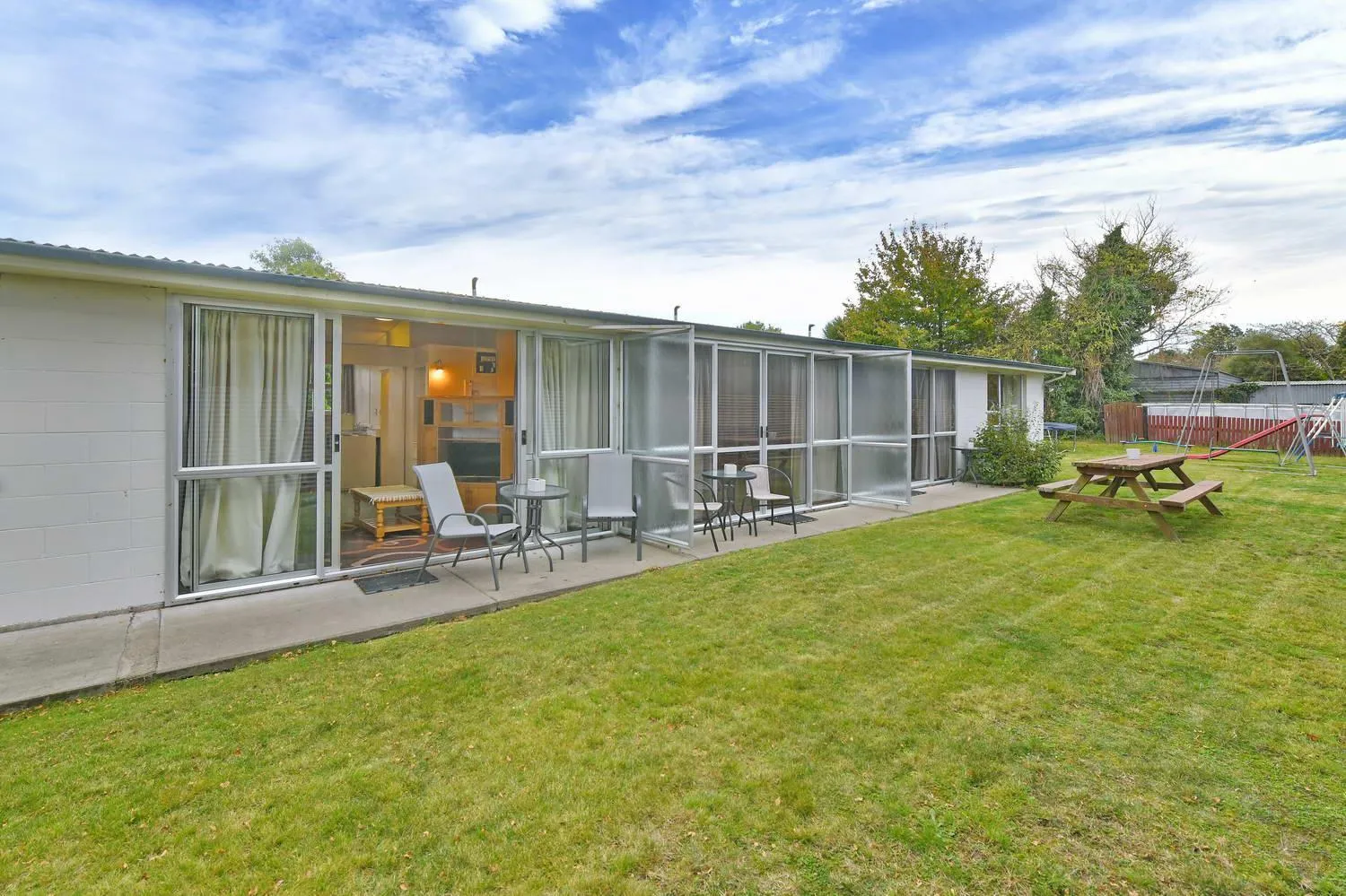 Patio in Wayside Motel