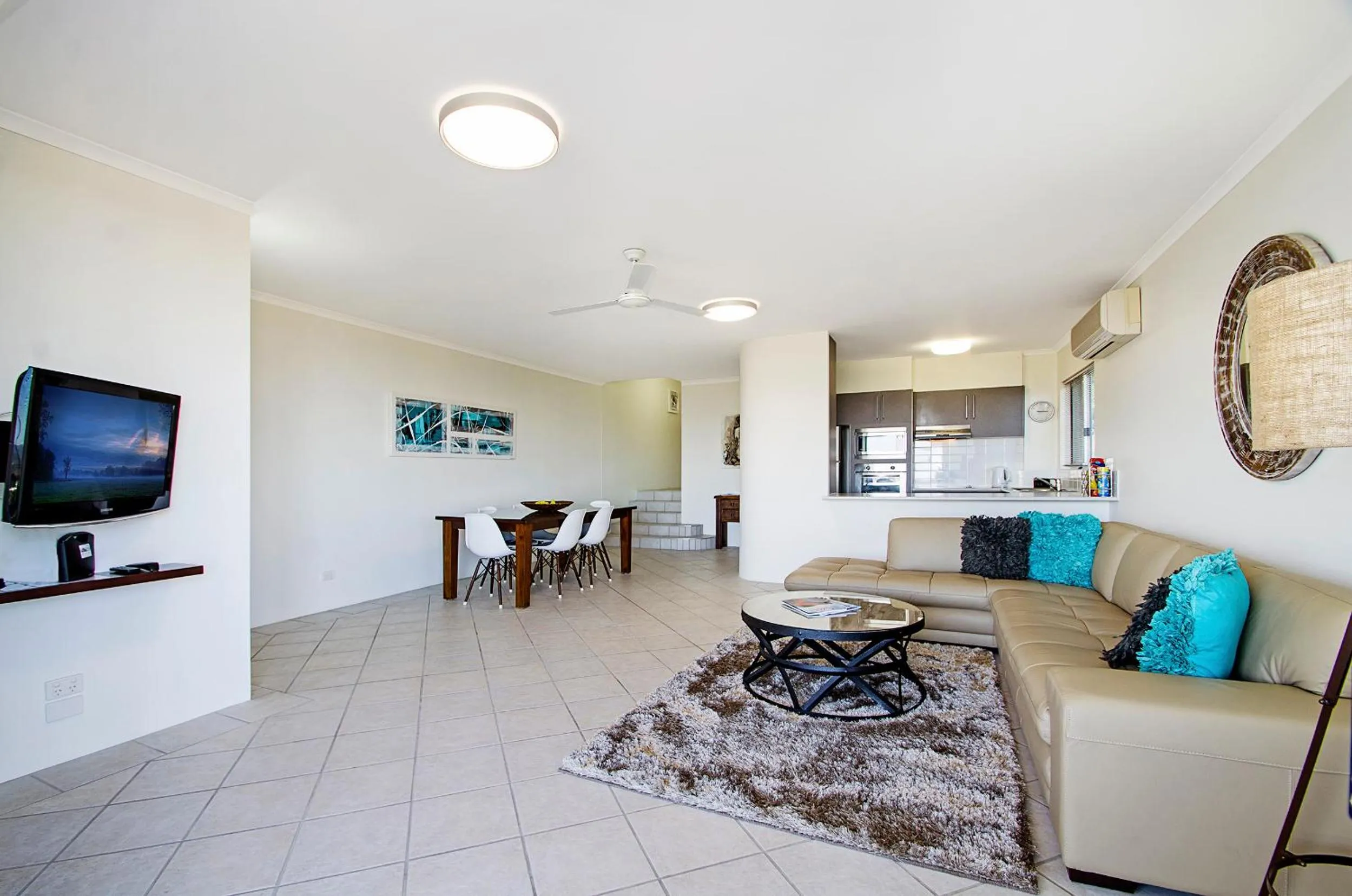 TV and multimedia in Bali Hai Apartments Noosa