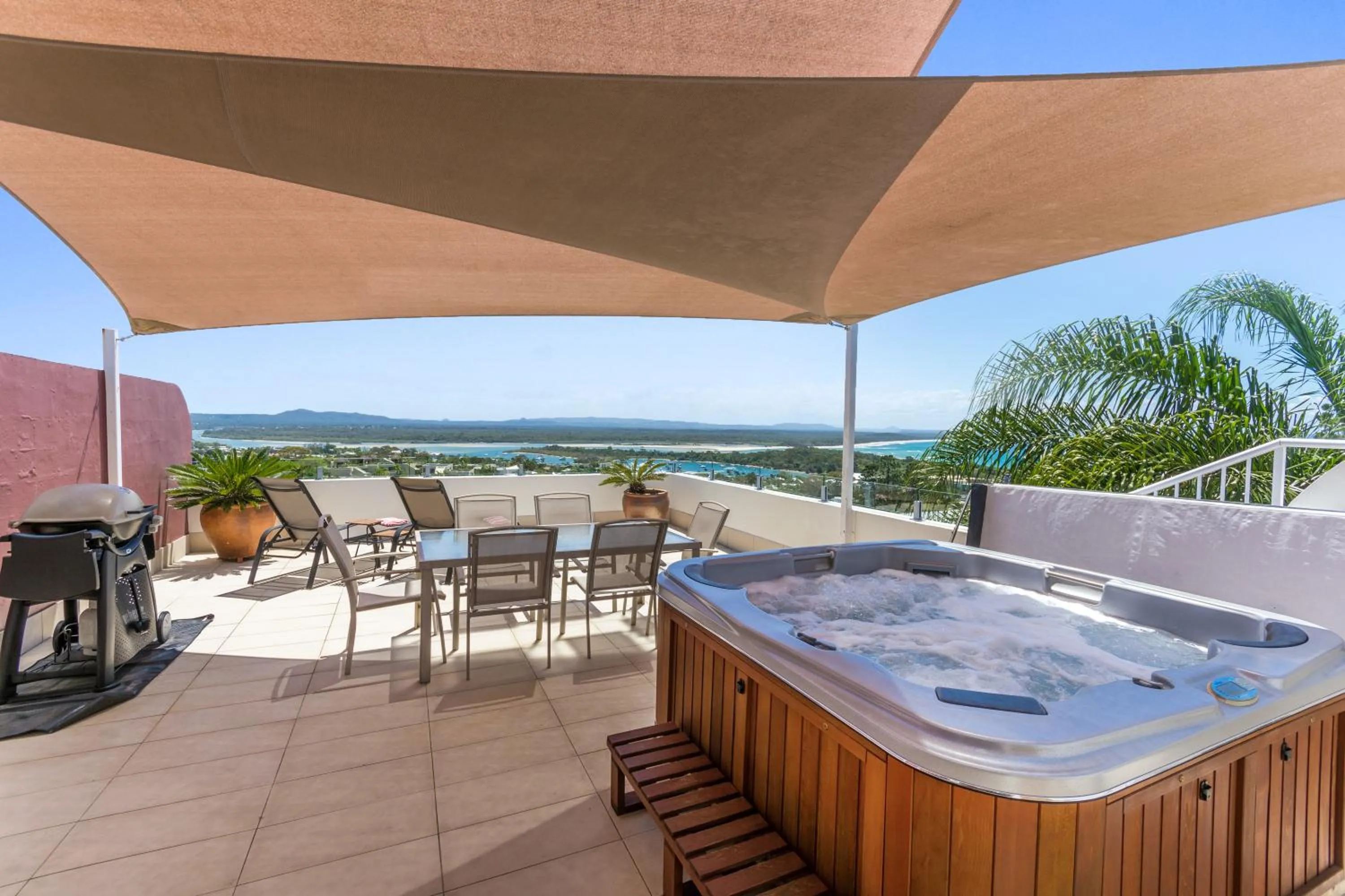 BBQ facilities in Bali Hai Apartments Noosa