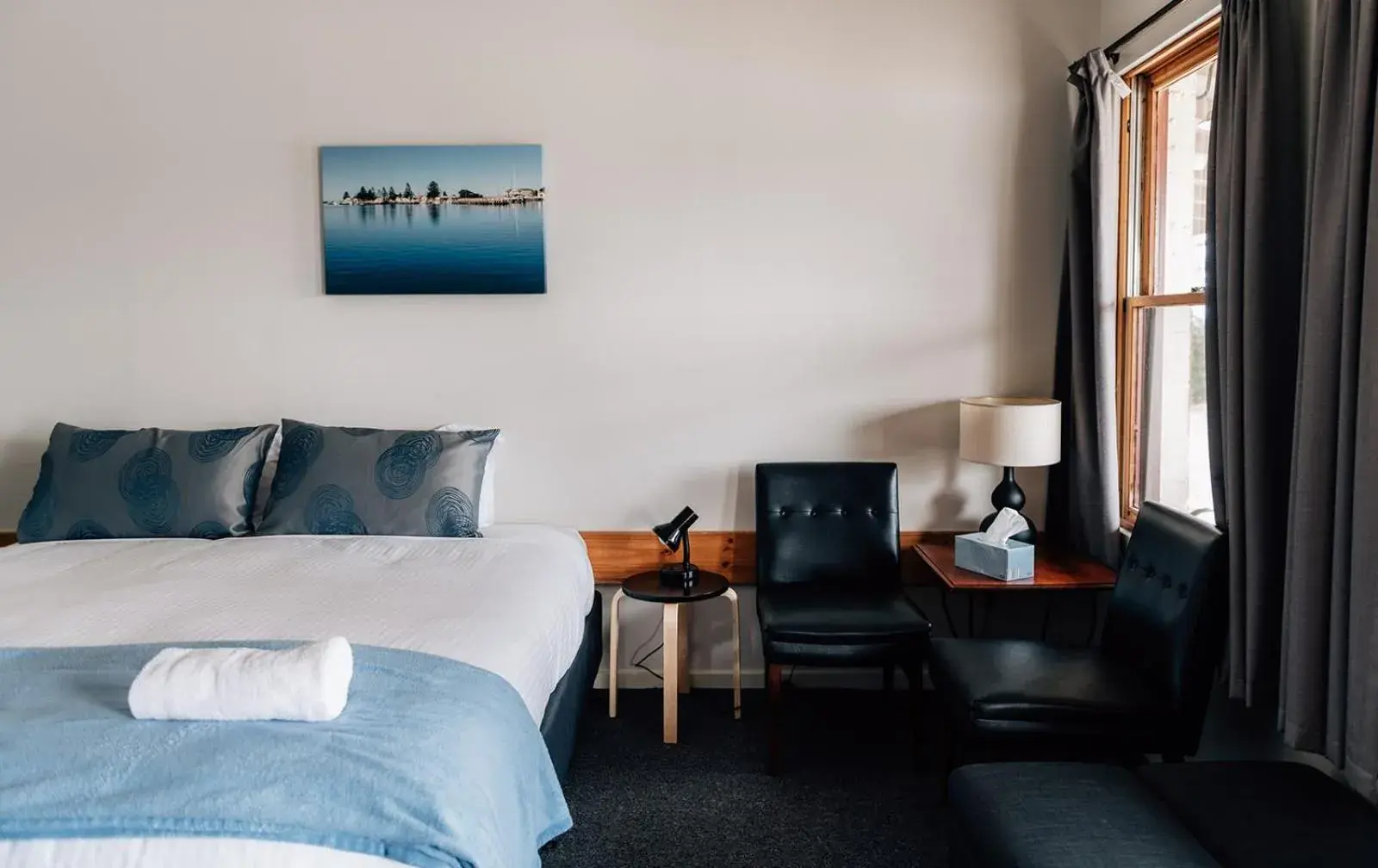 King Suite in Port Albert Motel King Suite in Port Albert Motel