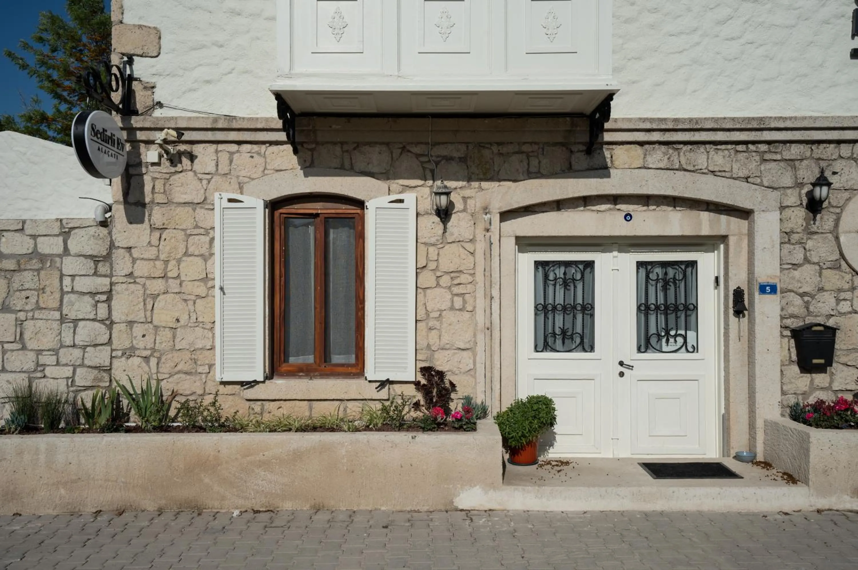 Property building in Sedirli Ev