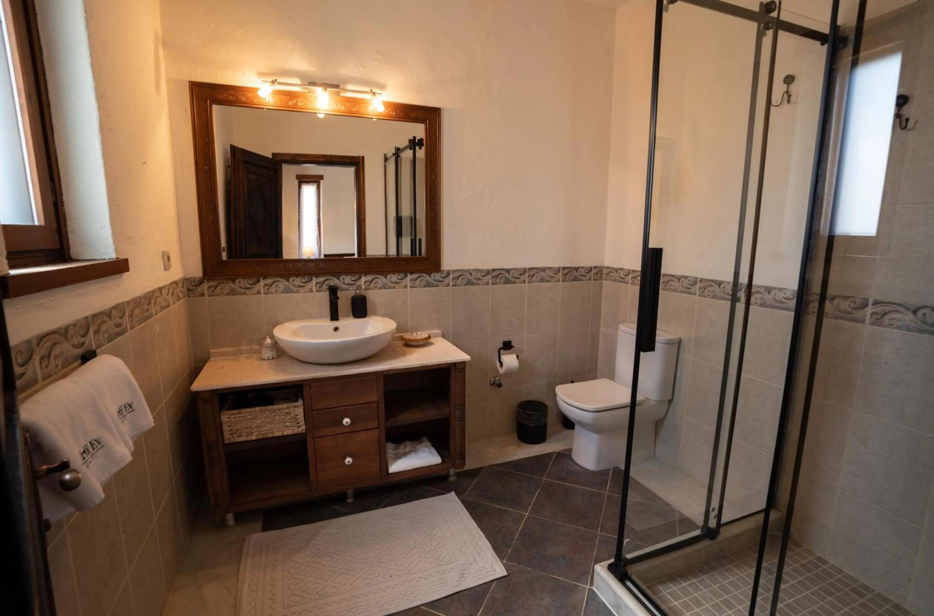 Shower in Sedirli Ev