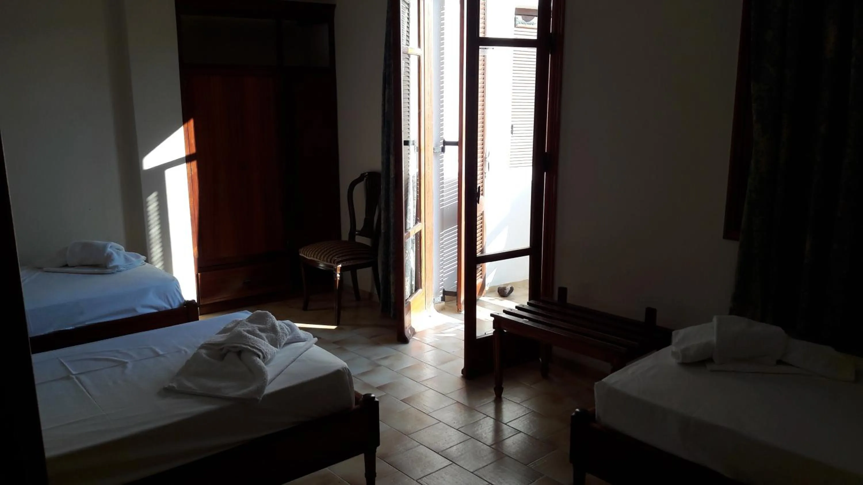 Photo of the whole room, Bed in Maistrali