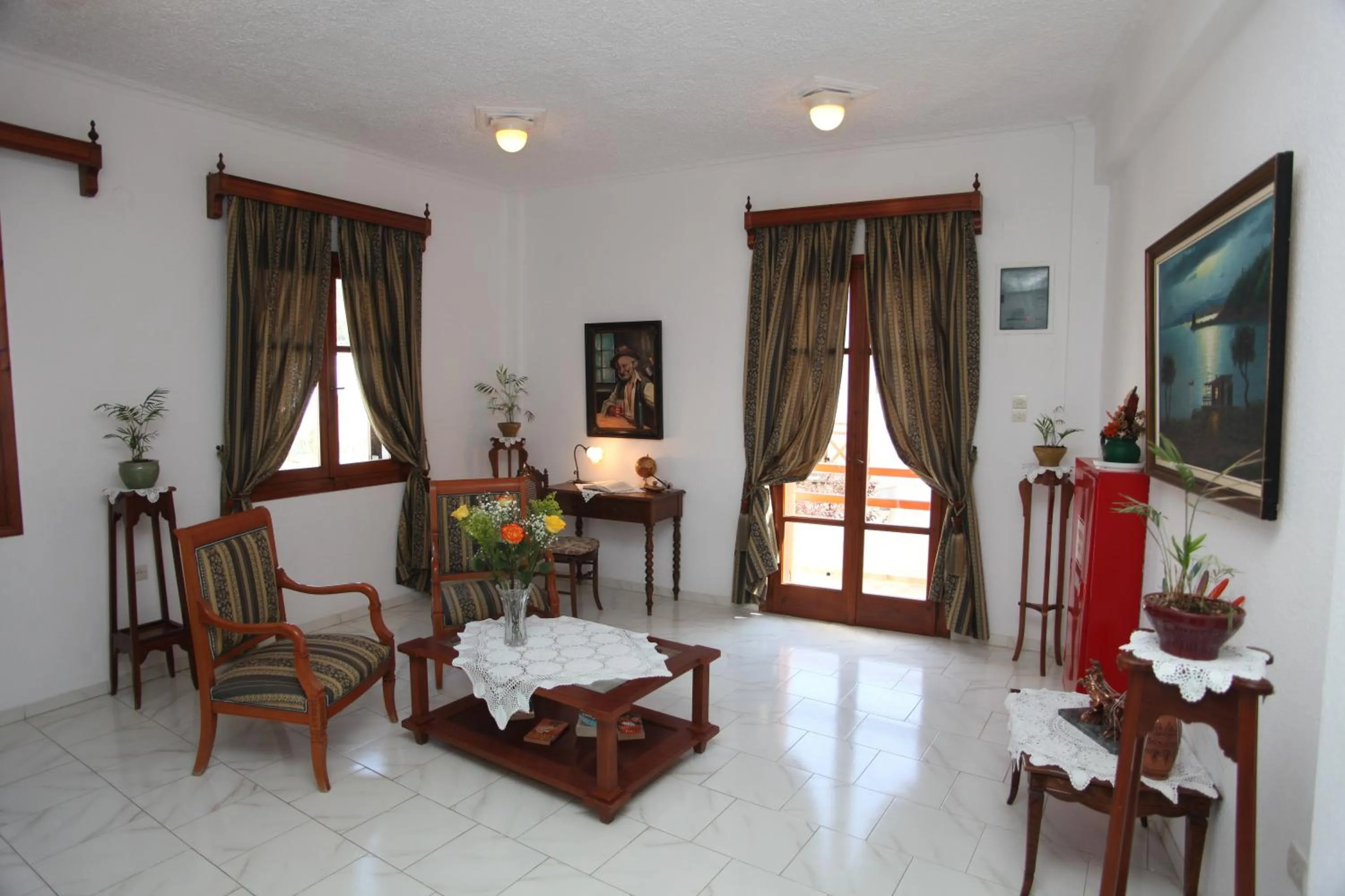 Communal lounge/ TV room in Maistrali