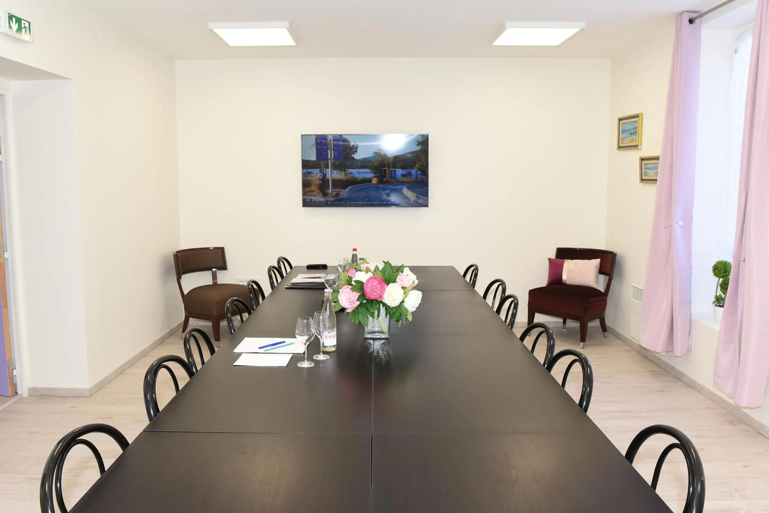 Meeting/conference room in Hôtel Normandie Spa