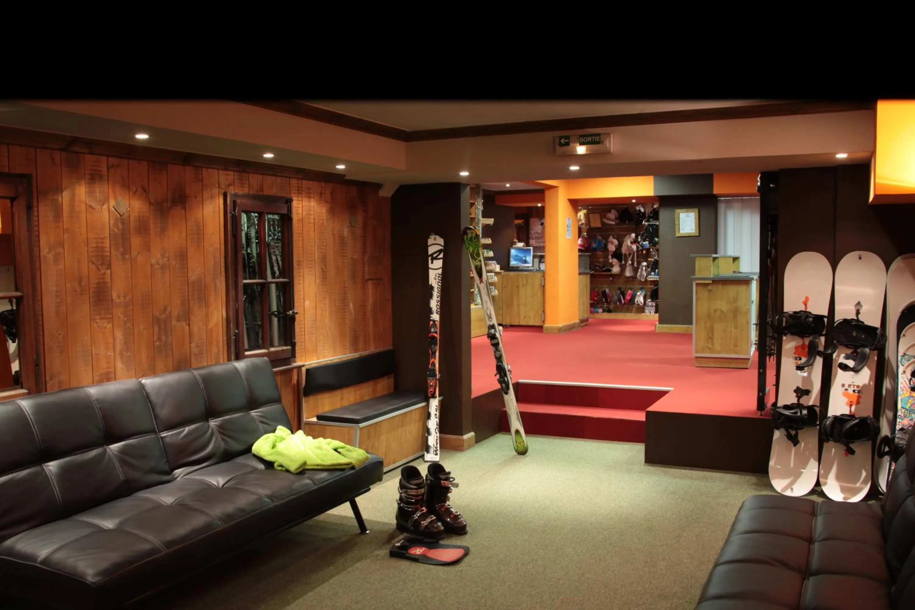 Area and facilities in Hôtel Village Montana by Les Etincelles