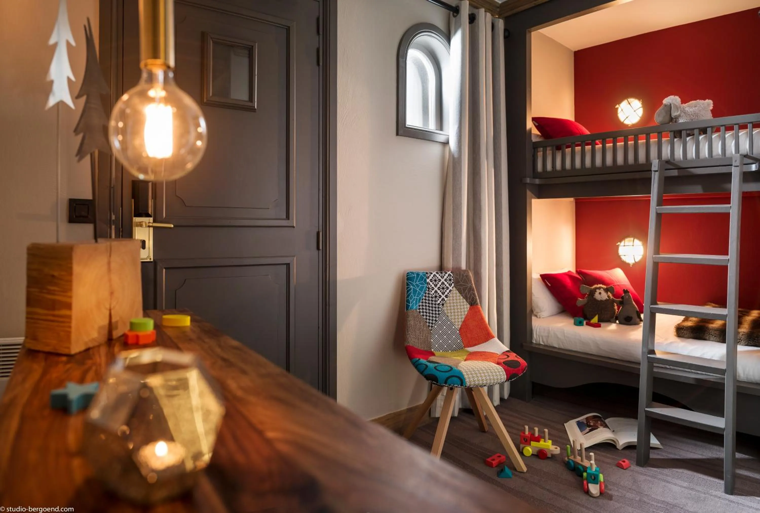 Bedroom, Bed in Hôtel Village Montana by Les Etincelles