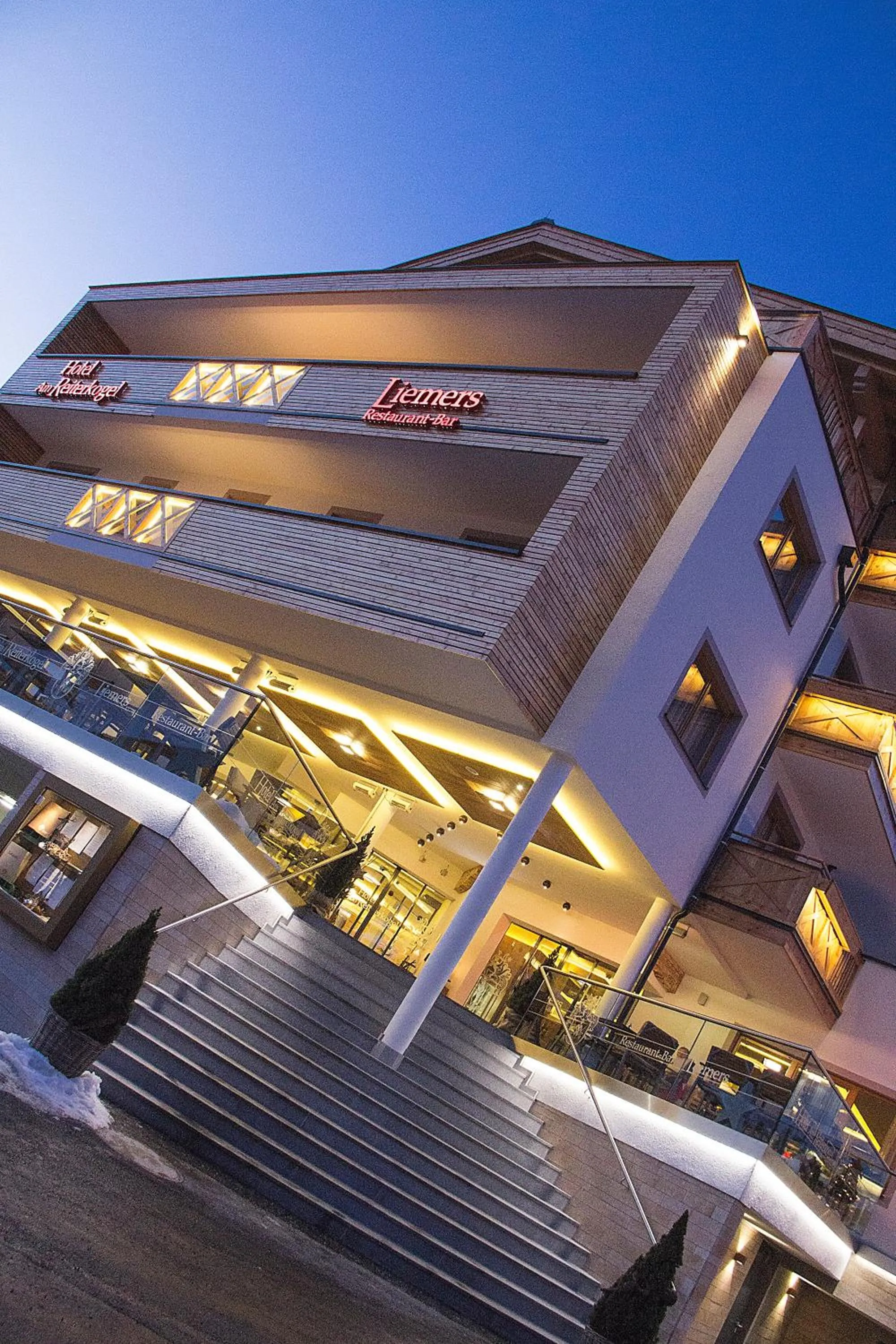Facade/entrance in Hotel am Reiterkogel
