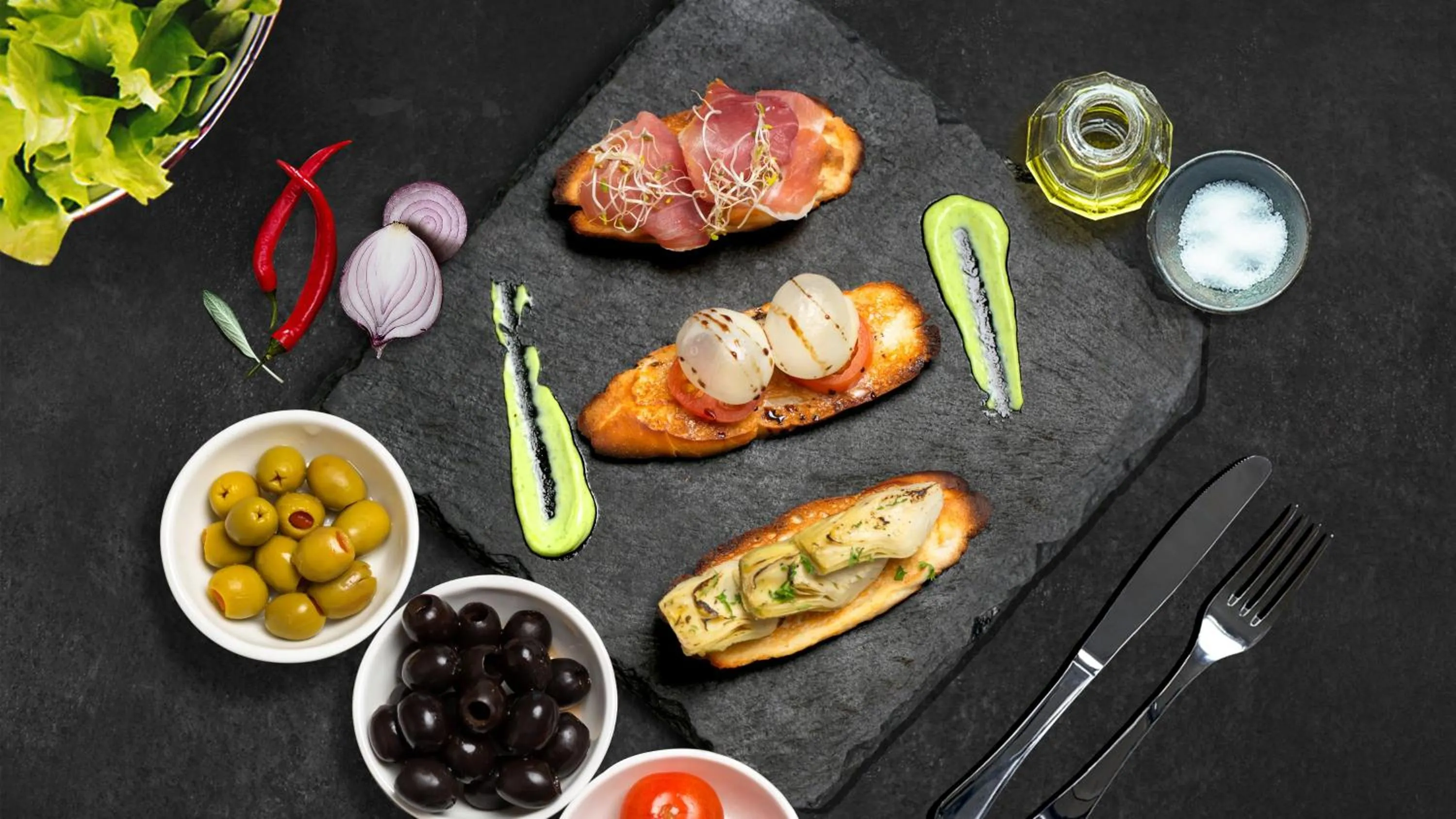 Restaurant/places to eat in InterContinental Marine Drive Mumbai by IHG