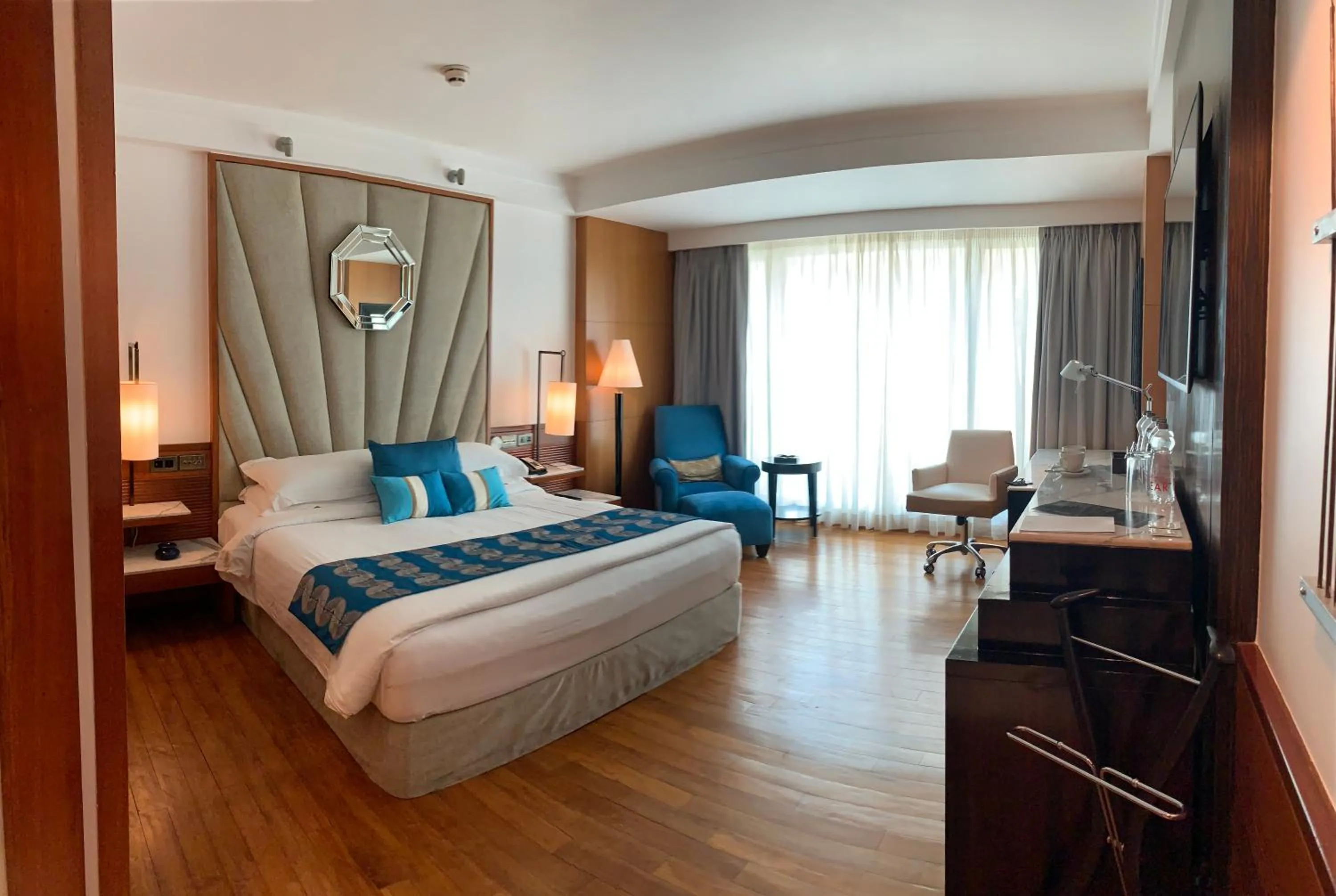 Guests, Bed in InterContinental Marine Drive Mumbai by IHG