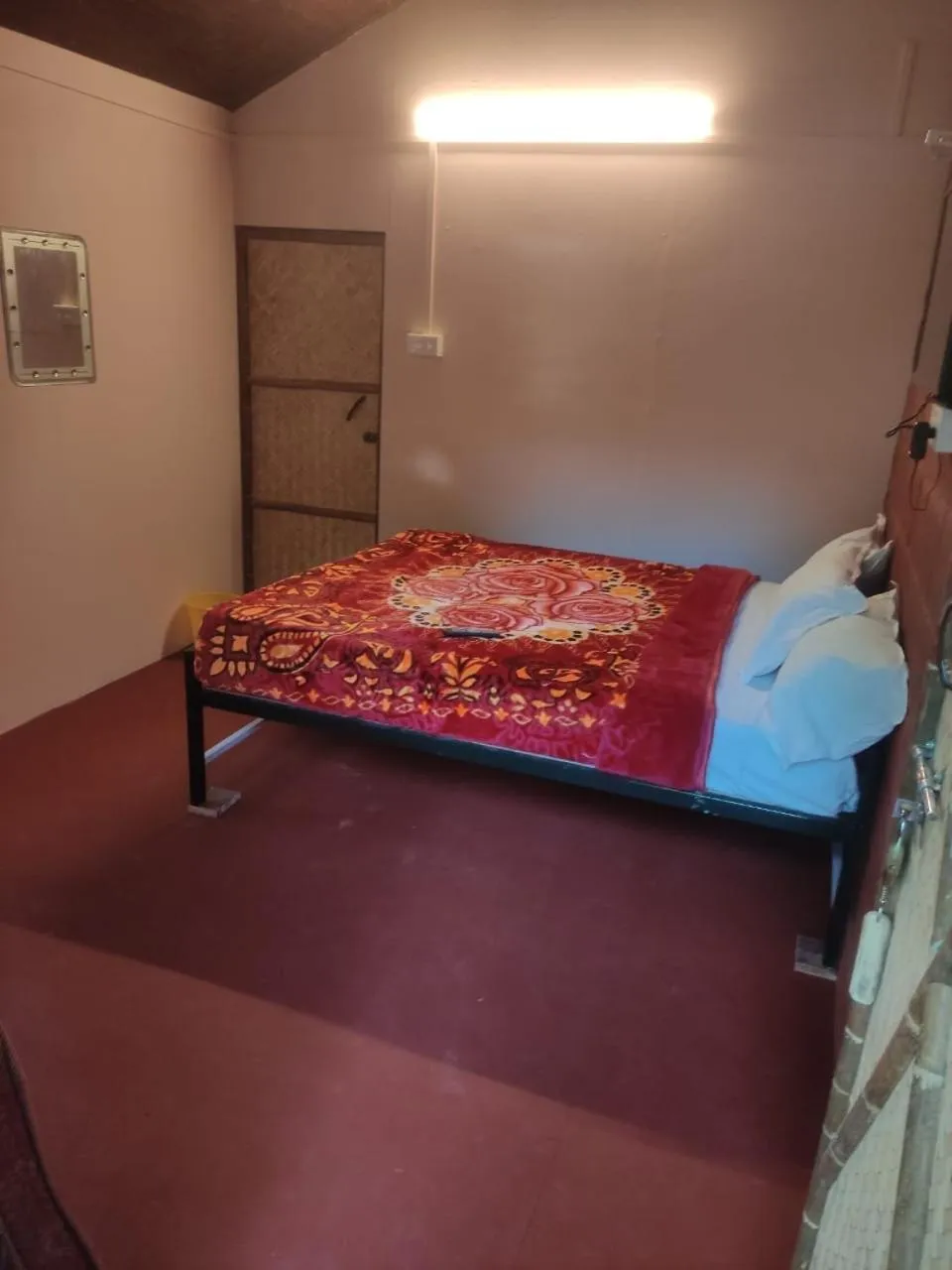 Bedroom, Bed in Green Hills Farm And Guest House