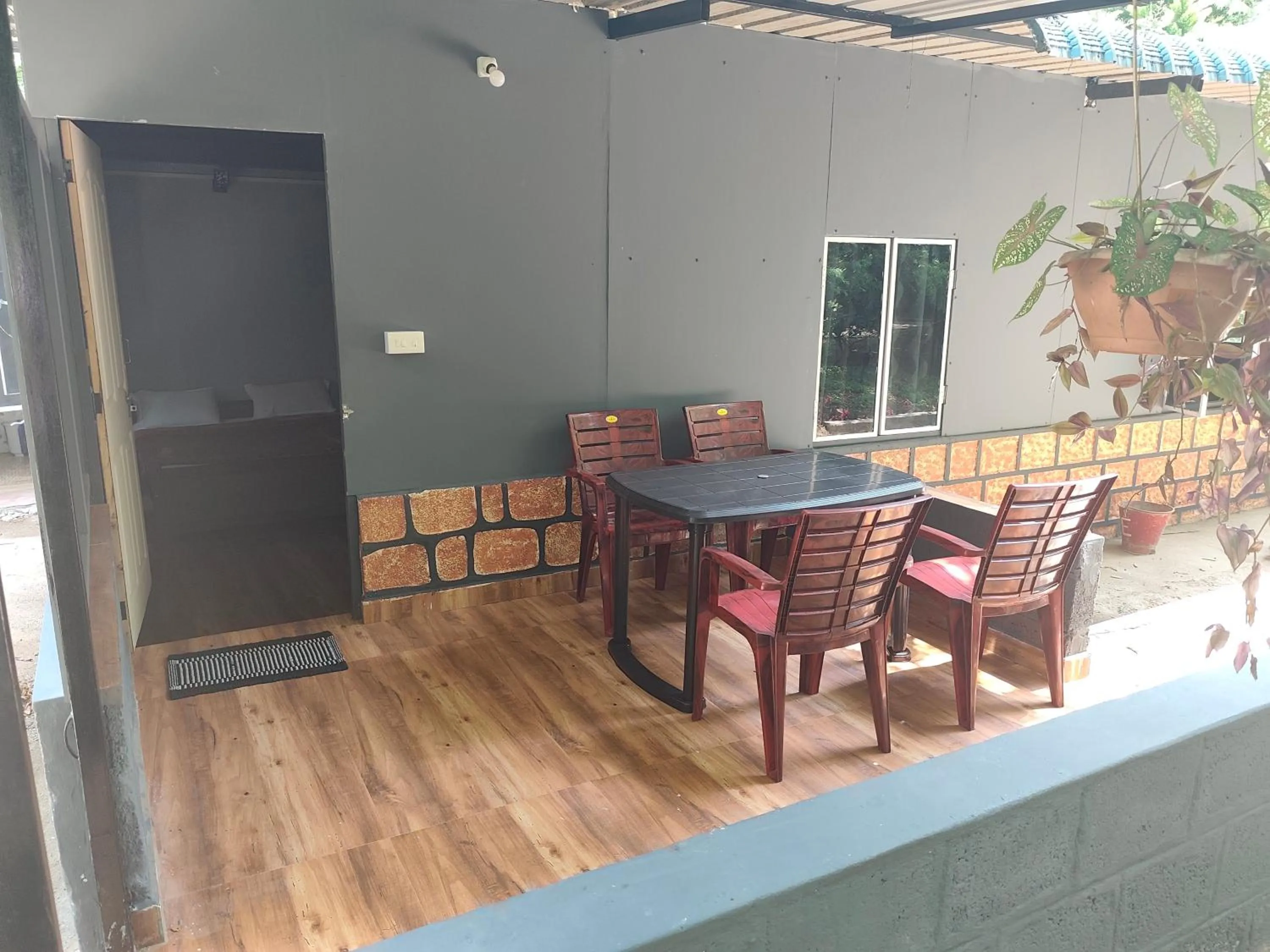 Green Hills Farm And Guest House