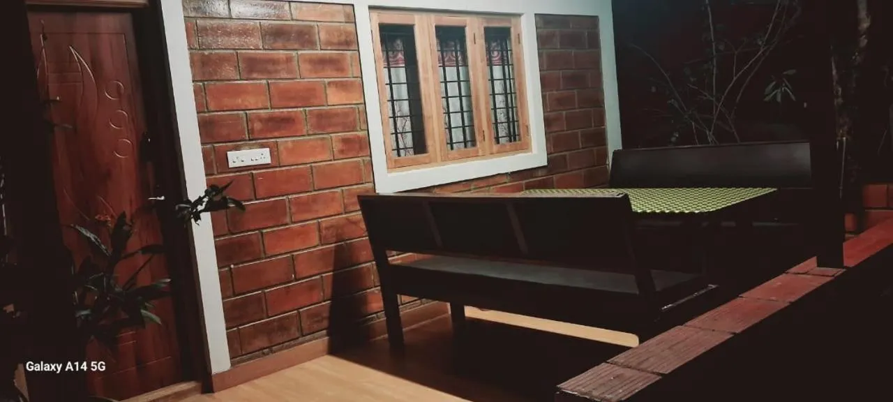 Green Hills Farm And Guest House