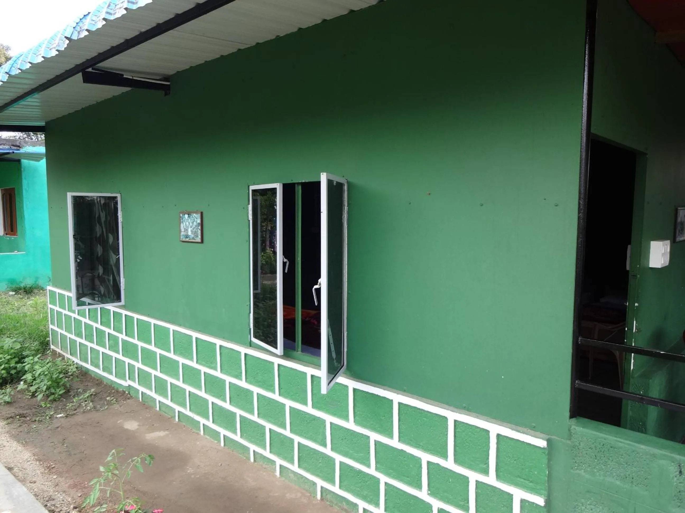 Property building in Green Hills Farm And Guest House