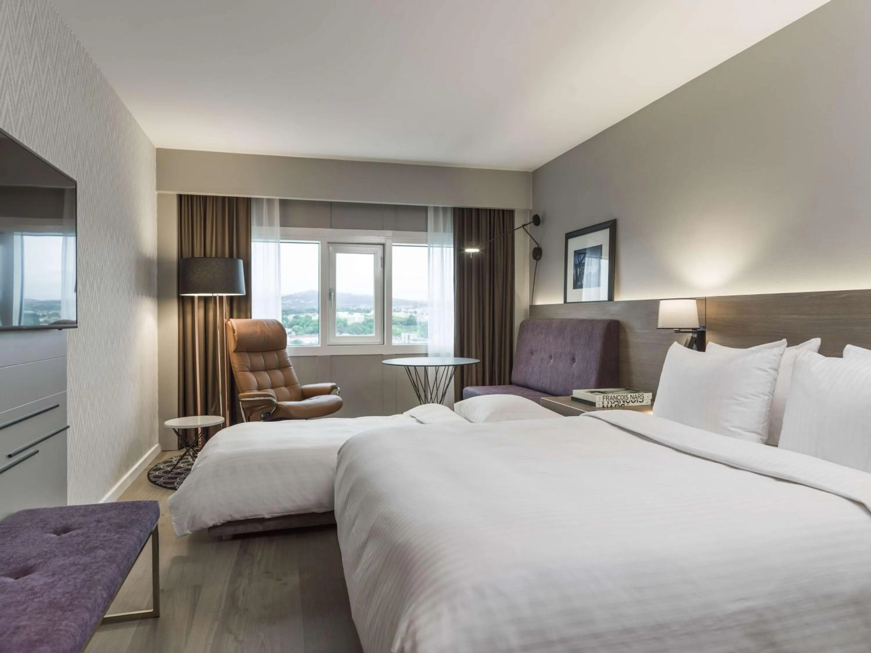 Bedroom, Bed in Radisson Blu Plaza Hotel, Oslo