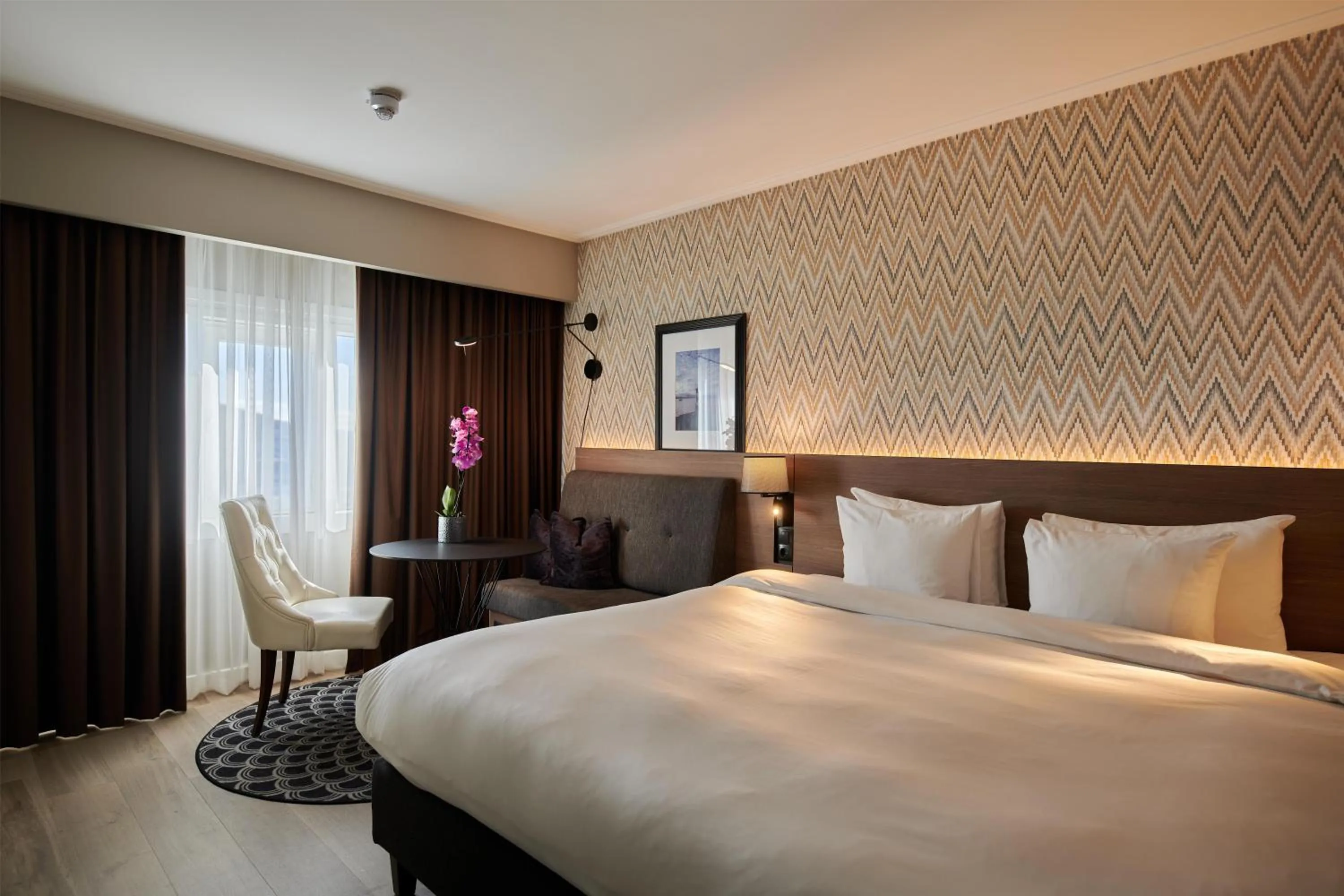 Photo of the whole room, Bed in Radisson Blu Plaza Hotel, Oslo