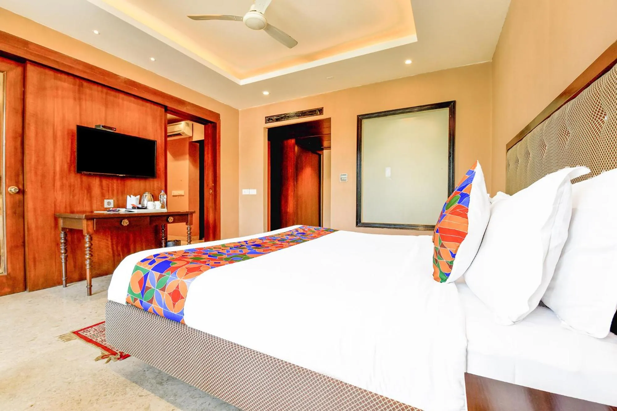 Bed in FabHotel Prime The King's Court - Nr Calangute Beach