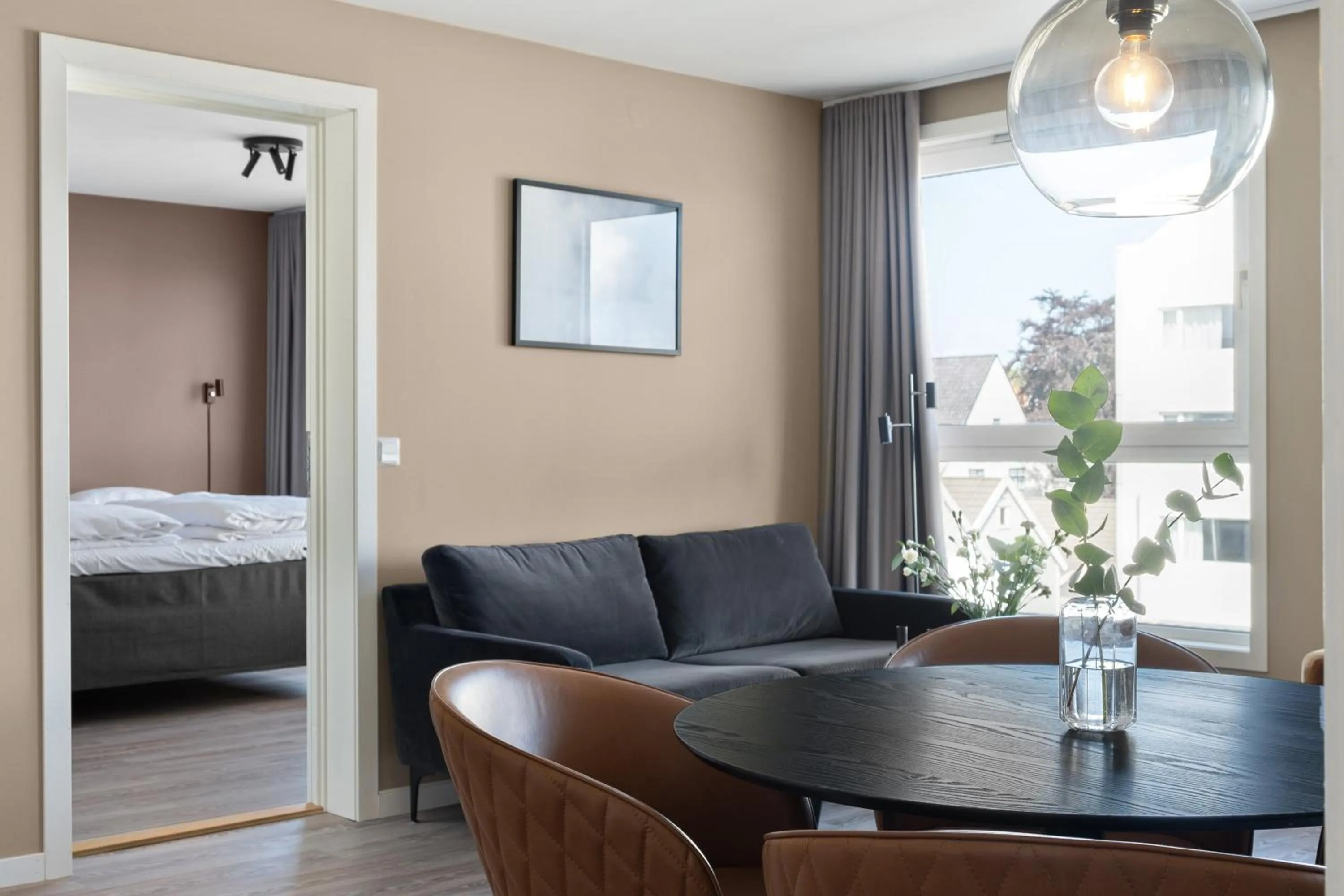 Living room, Bed in Bjørvika Apartments - Sirkus Renaa