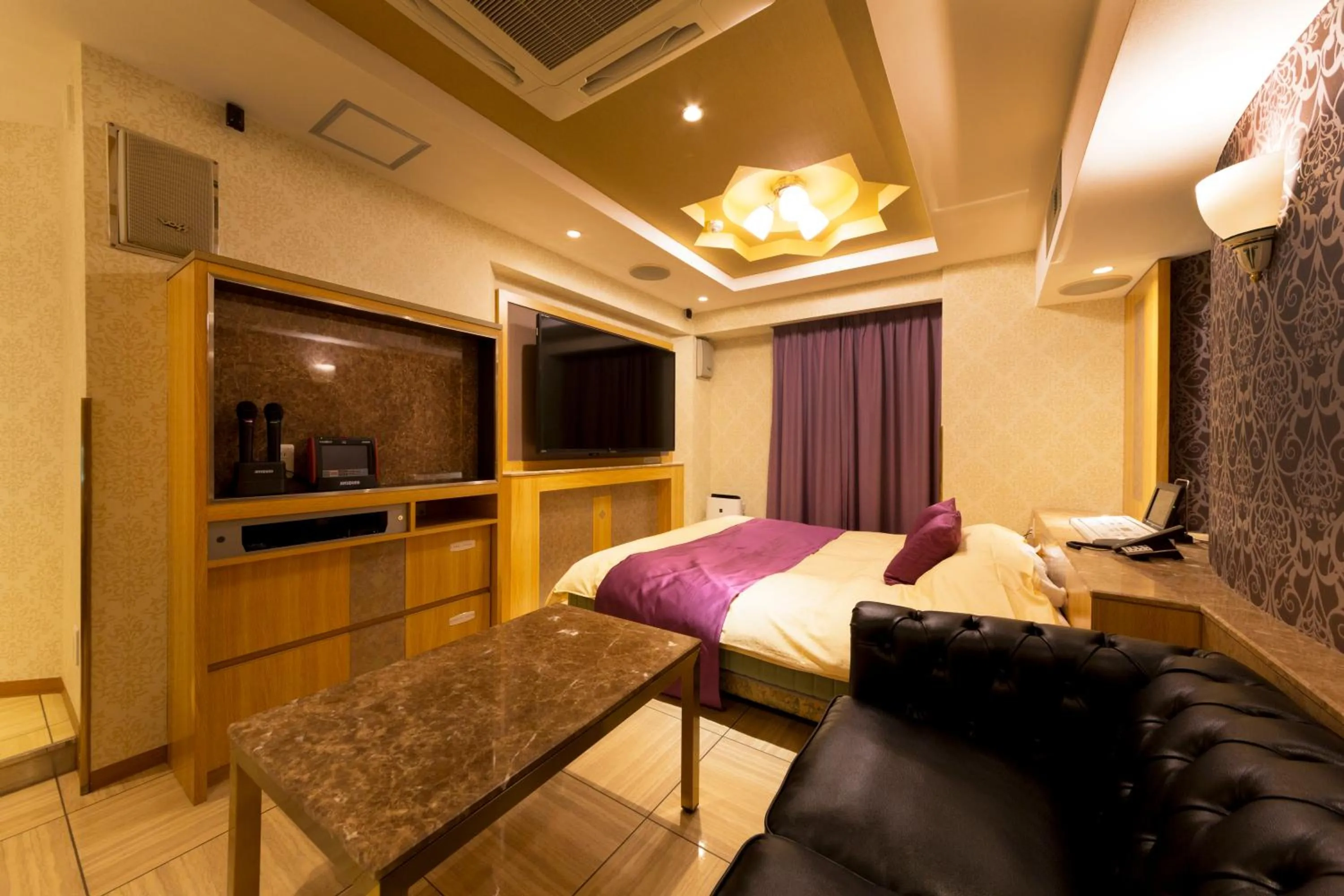 Hotel Luna Ikeda (Adult Only)