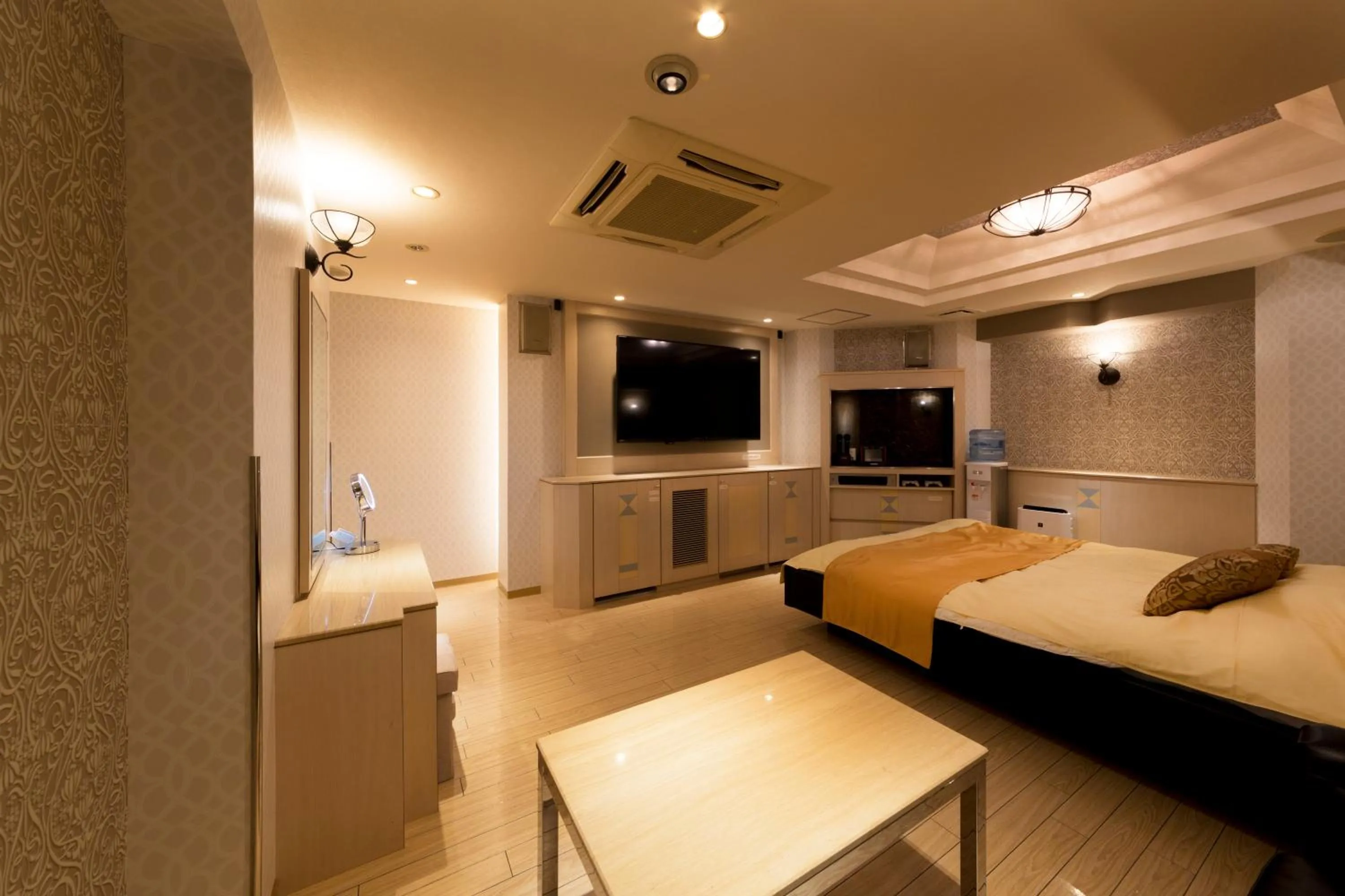 Bed in Hotel Luna Ikeda (Adult Only)