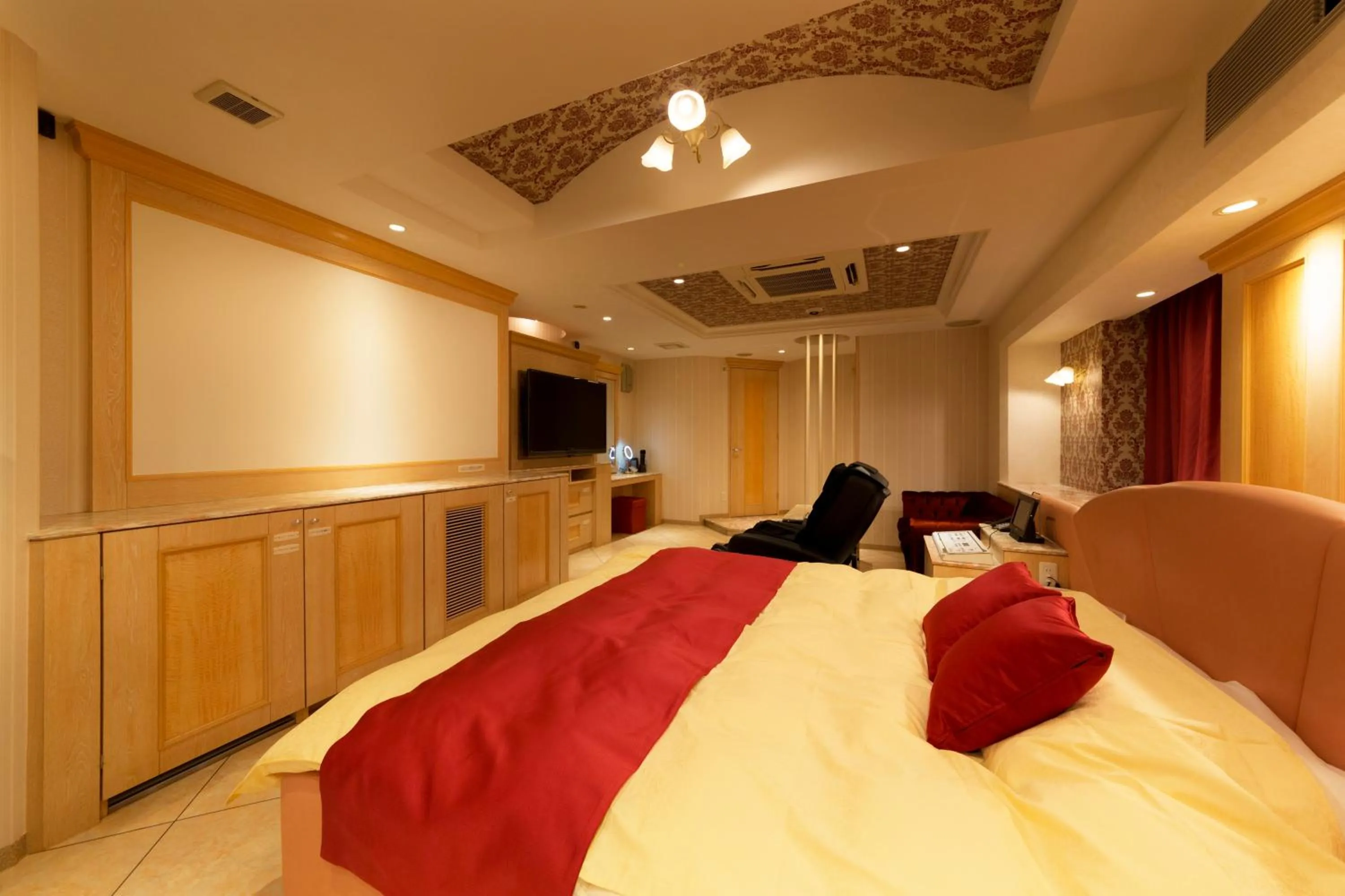 Bed in Hotel Luna Ikeda (Adult Only)