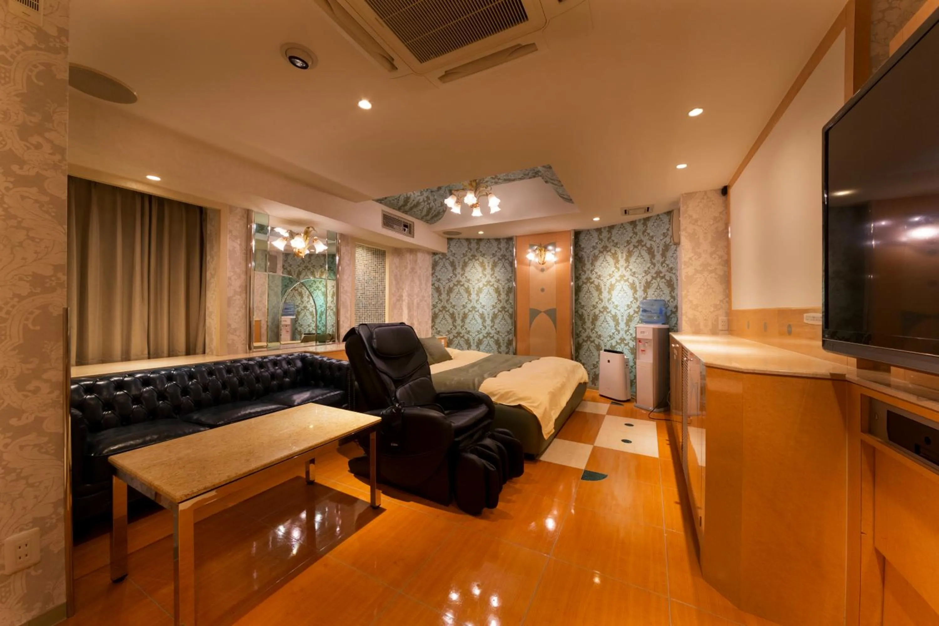 Hotel Luna Ikeda (Adult Only)