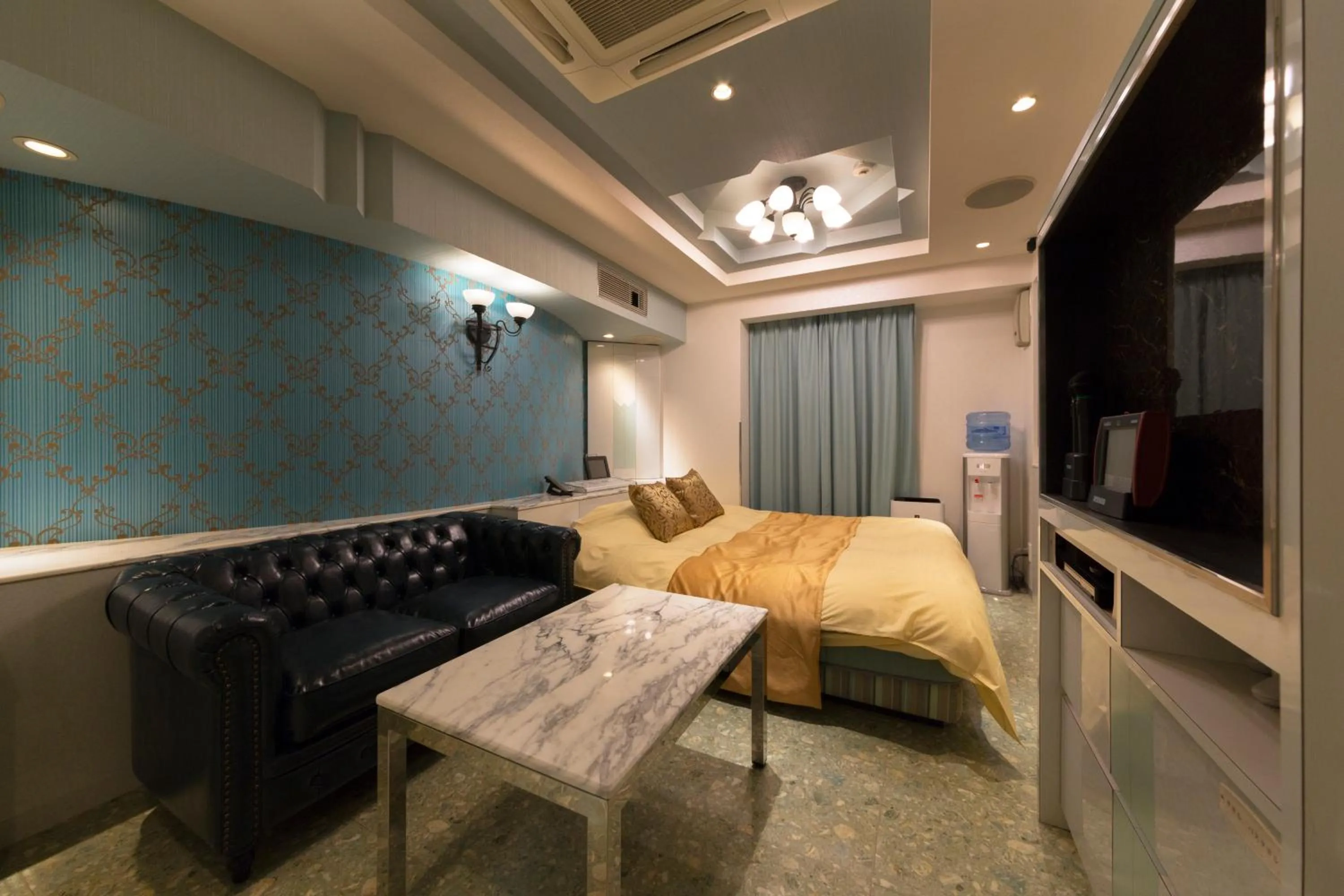 Bed in Hotel Luna Ikeda (Adult Only)