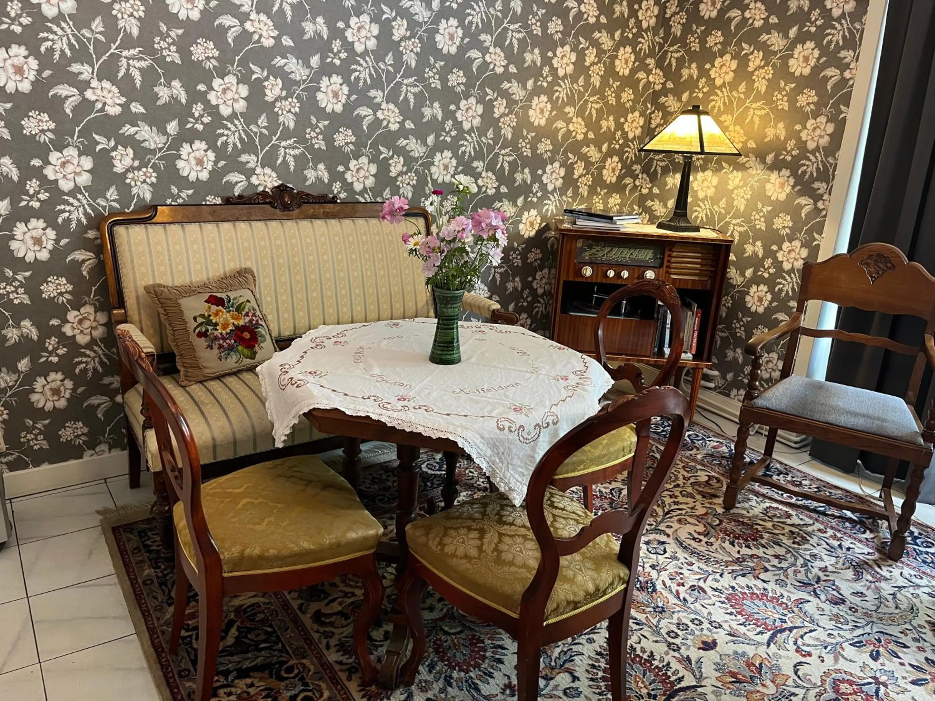 Coffee/tea facilities in Hotell Bele