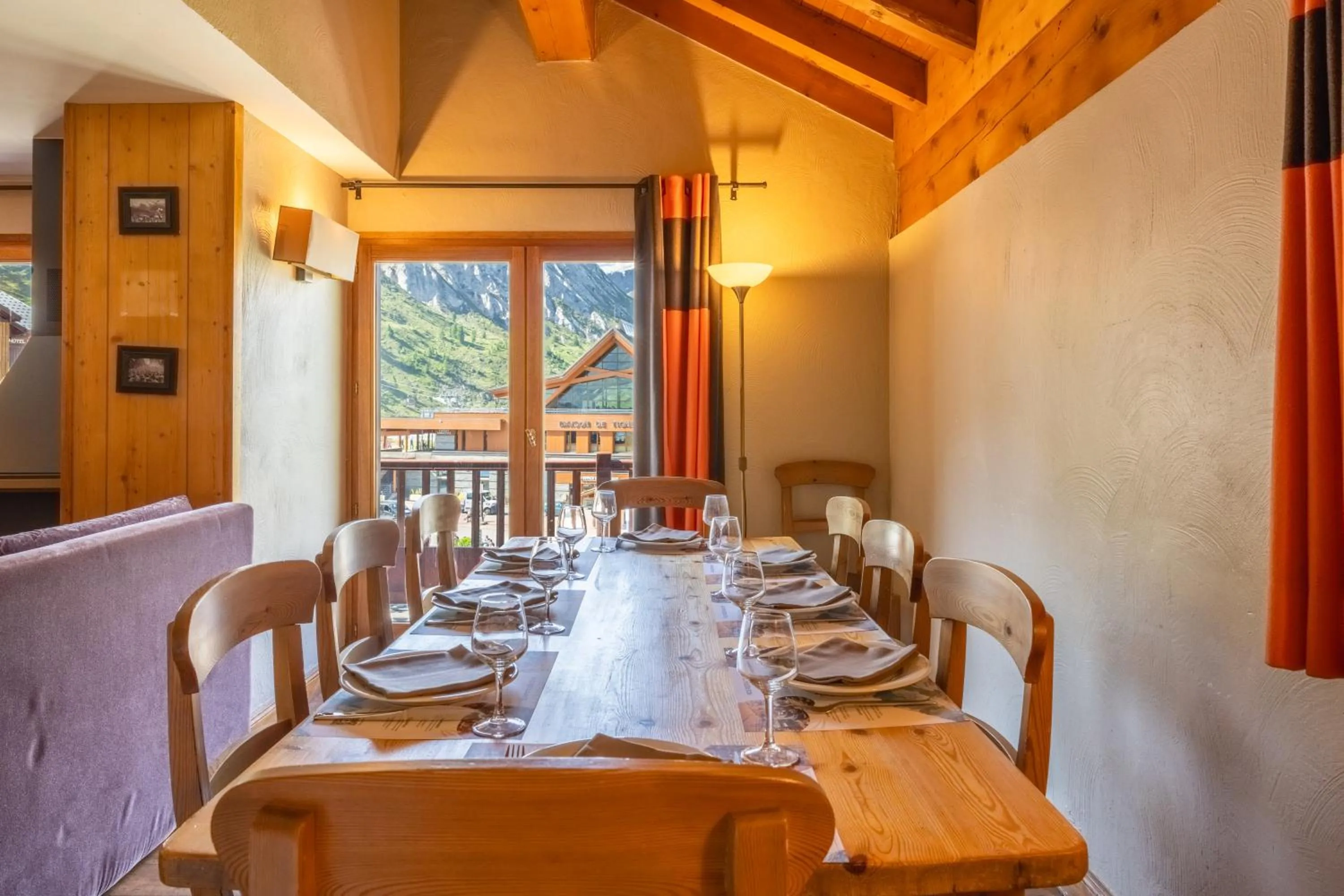 Résidences Village Montana by Les Etincelles