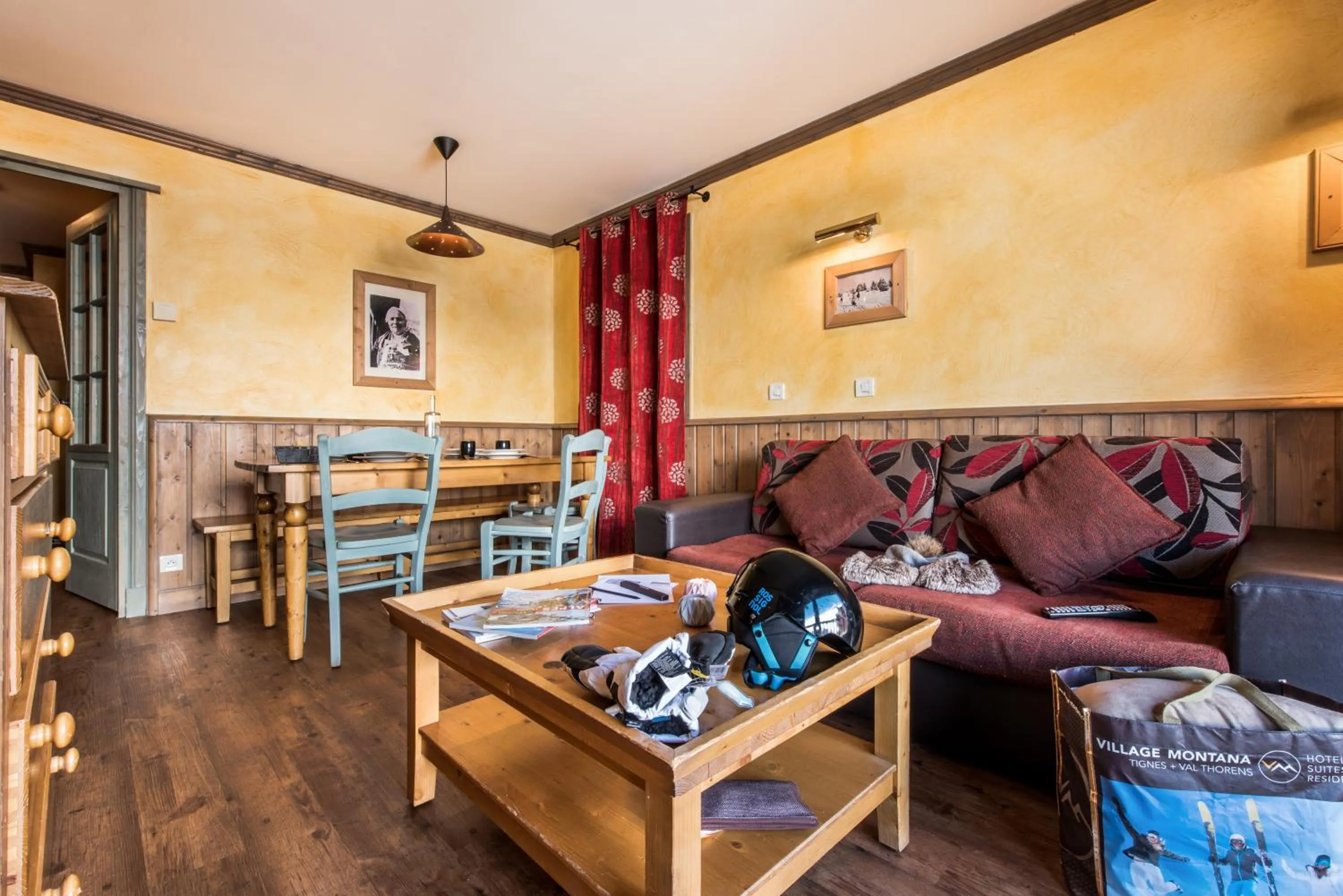 Living room in Résidences Village Montana by Les Etincelles