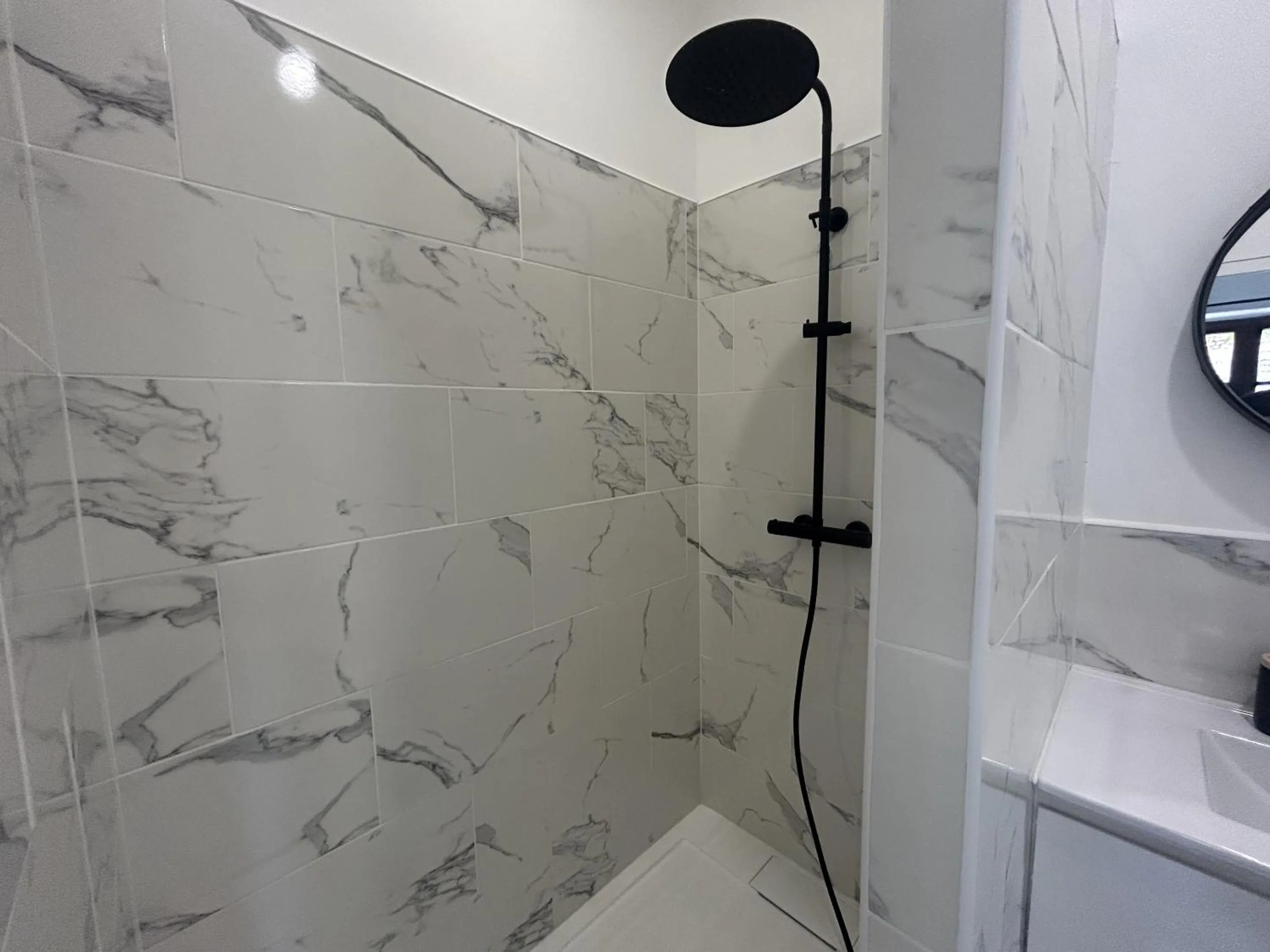 Bathroom in Gabrielle hôtel